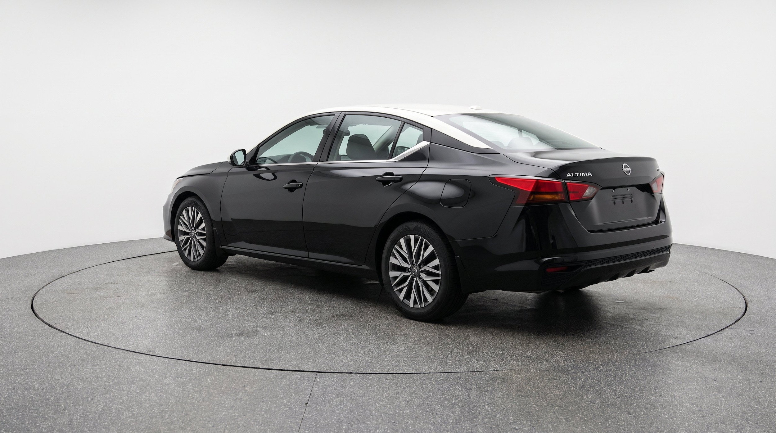 Thumbnail: 2025 Nissan Altima - 6