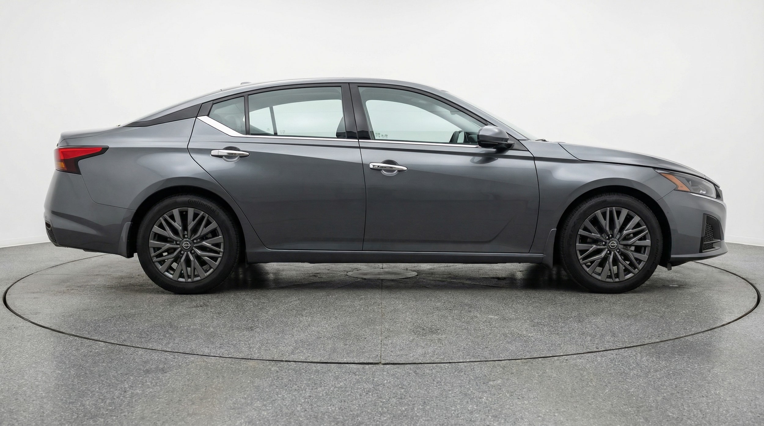 Thumbnail: 2025 Nissan Altima - 8