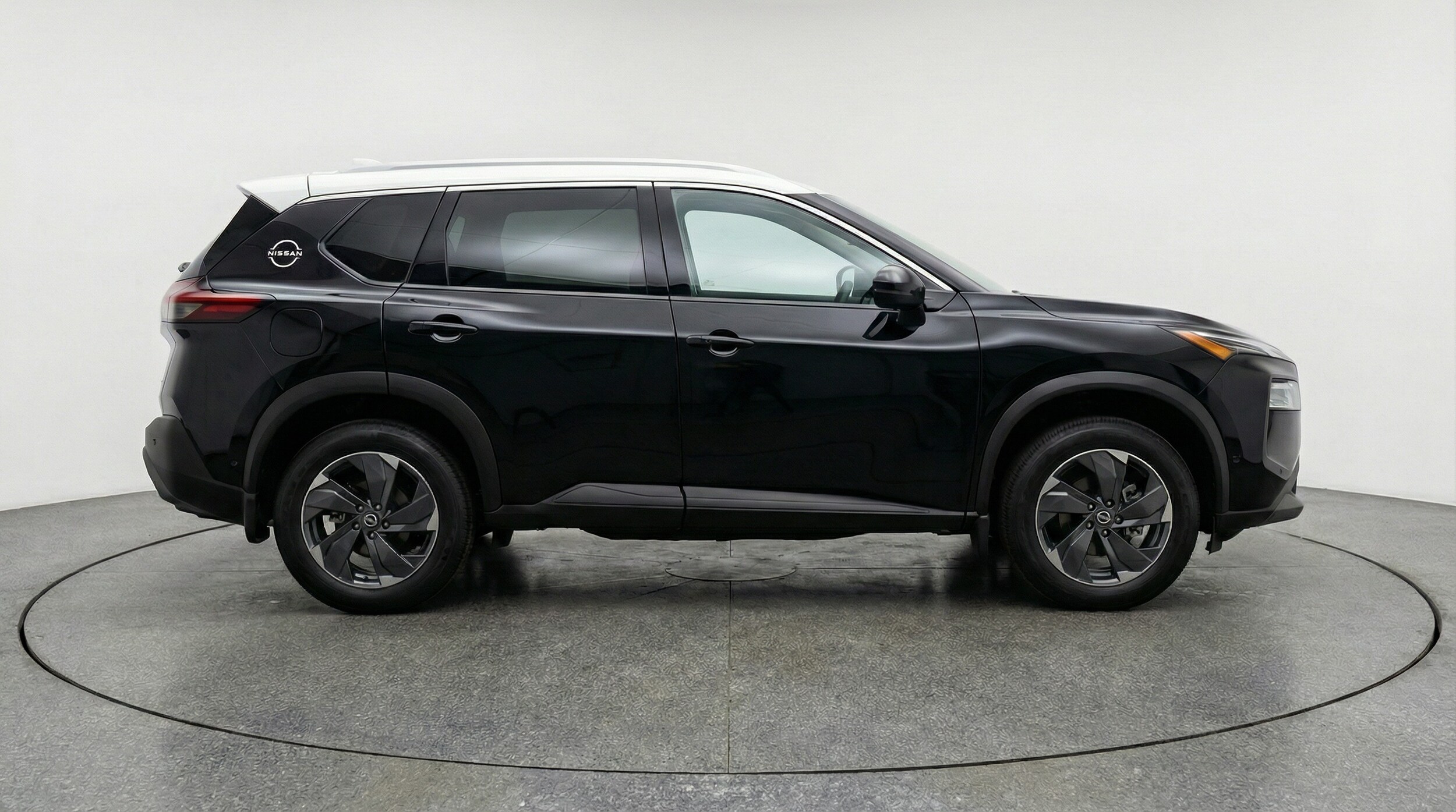 Thumbnail: 2025 Nissan Rogue - 8