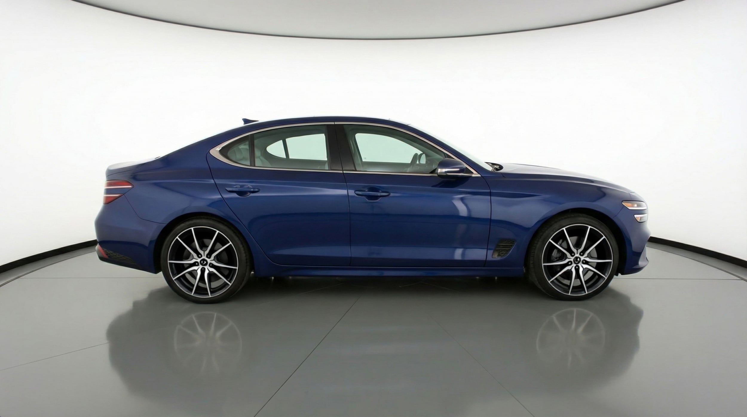 Thumbnail: 2025 Genesis G70 - 8