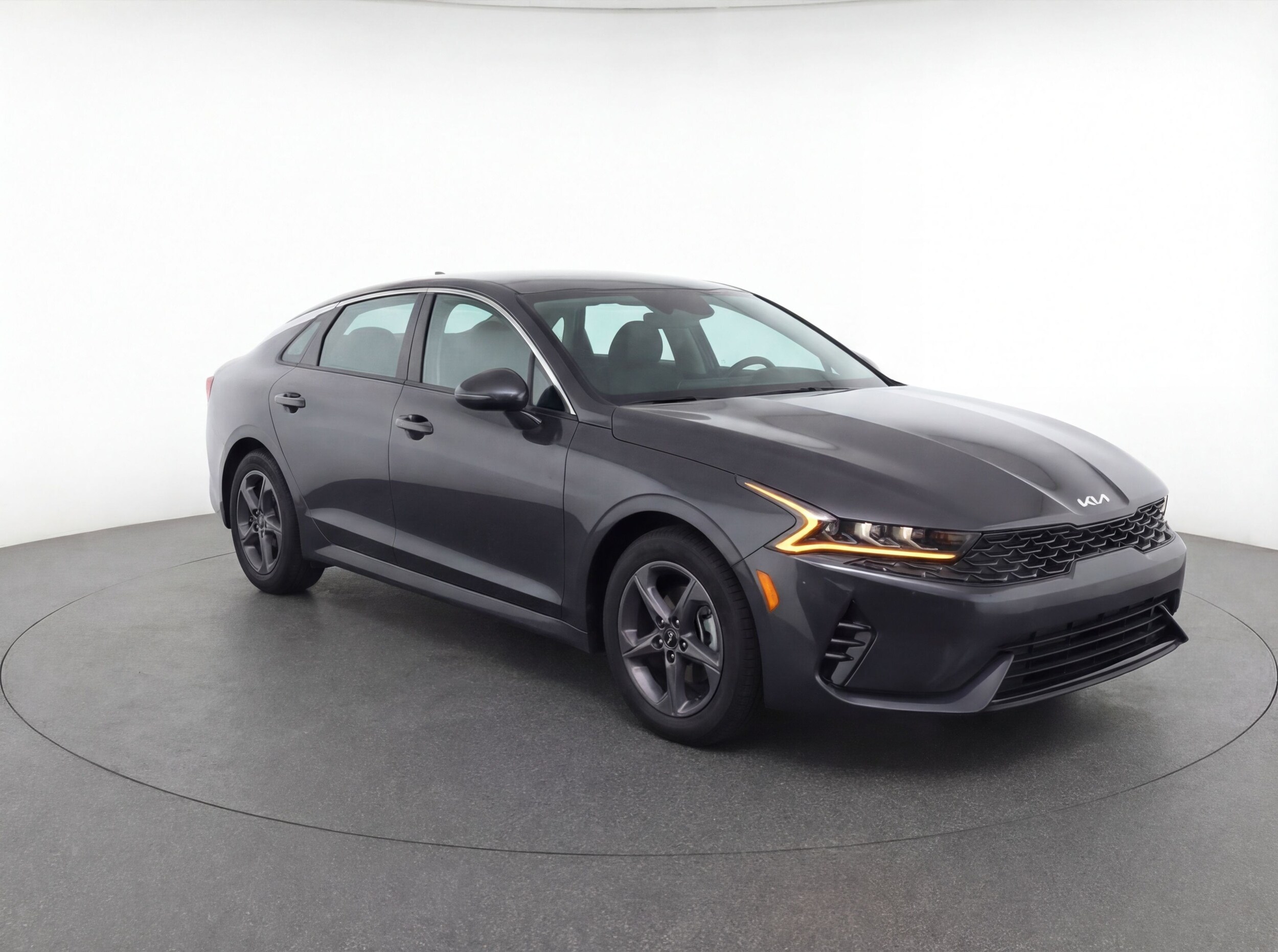 Thumbnail: 2025 Kia K4 - 1