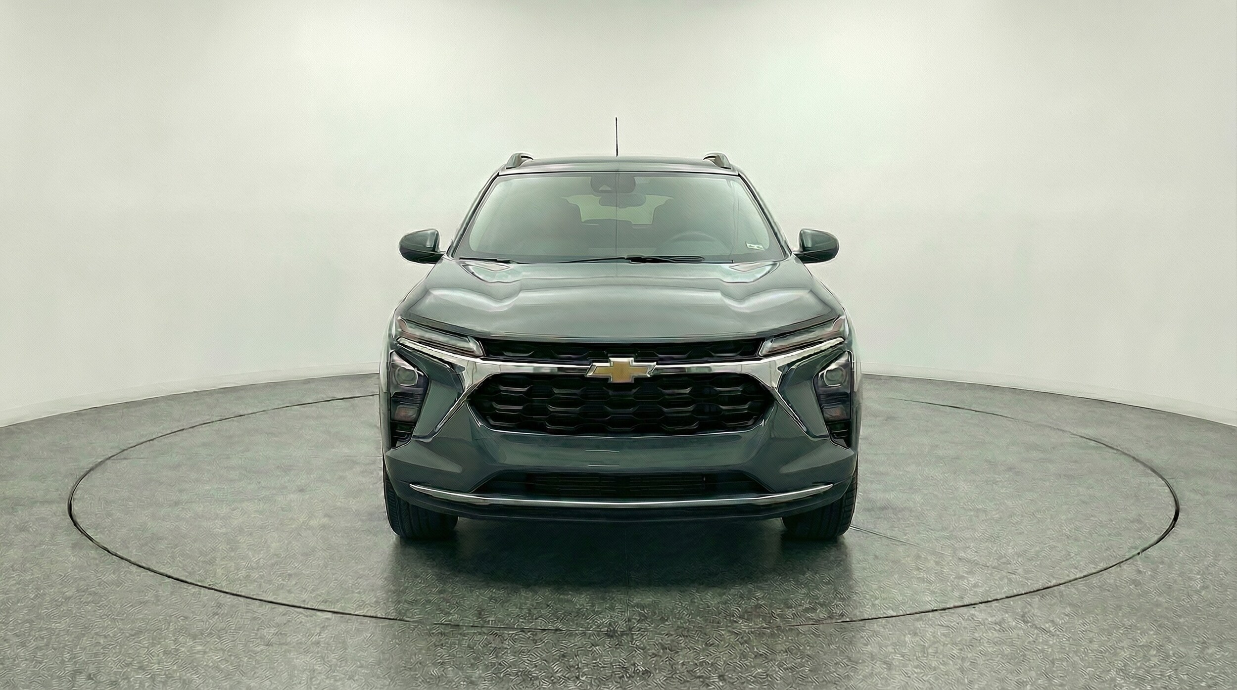 Thumbnail: 2025 Chevrolet Trax - 2