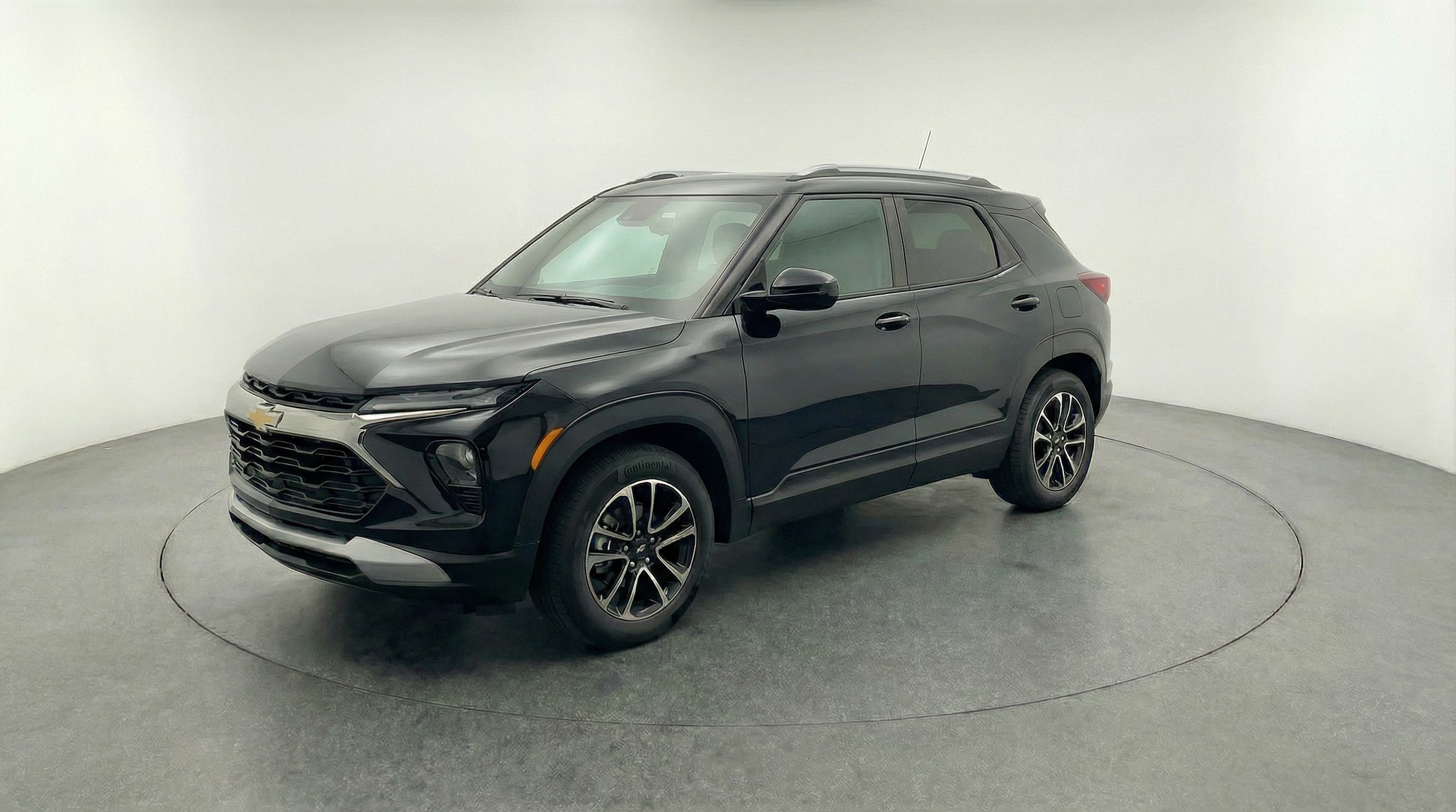 Thumbnail: 2025 Chevrolet TrailBlazer - 3