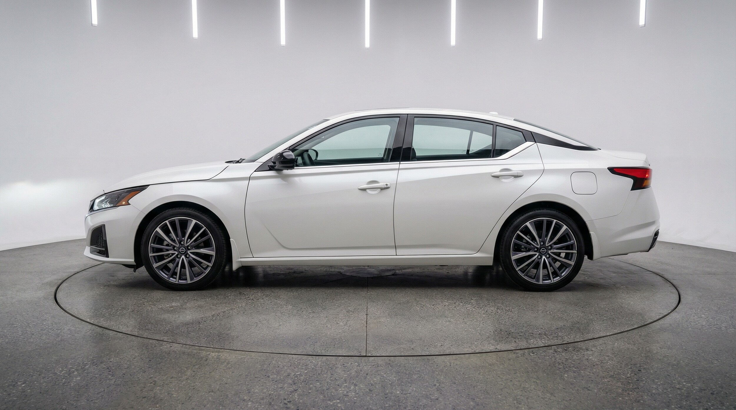 Thumbnail: 2025 Nissan Altima - 4