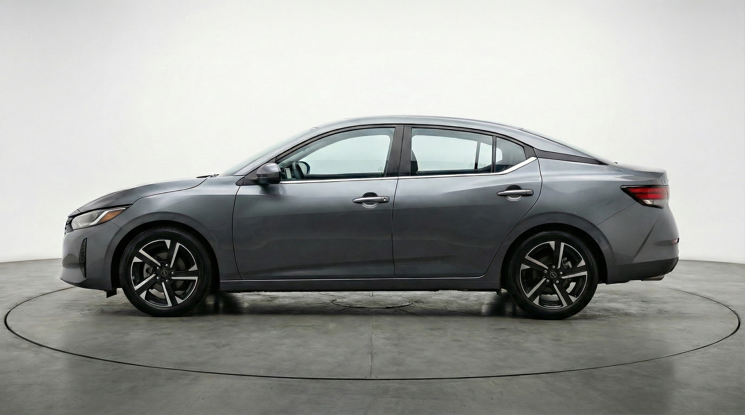 Thumbnail: 2025 Nissan Sentra - 4