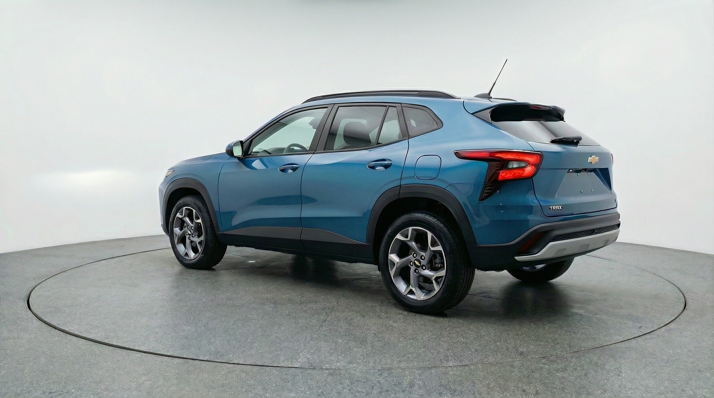 Thumbnail: 2025 Chevrolet Trax - 5