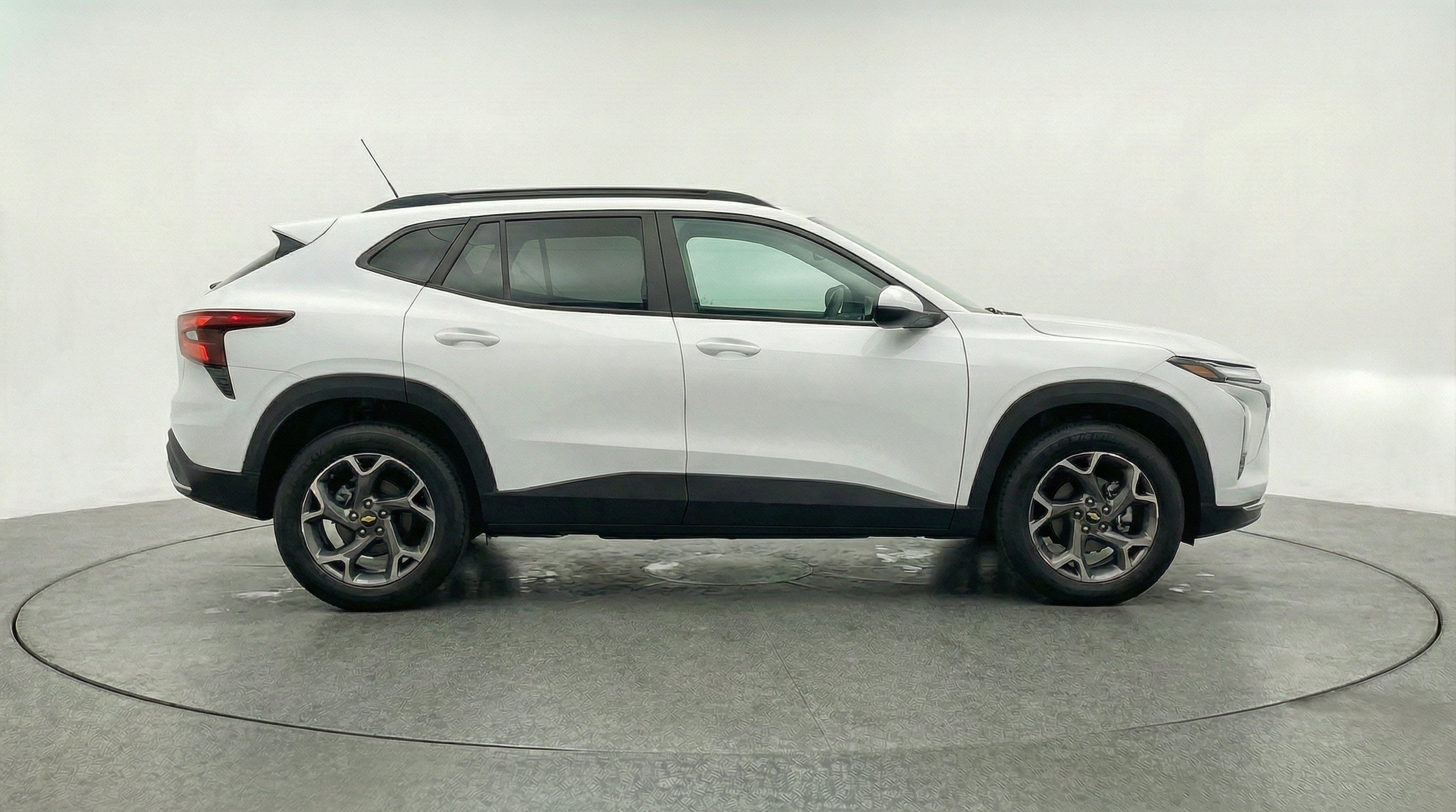 Thumbnail: 2025 Chevrolet Trax - 11
