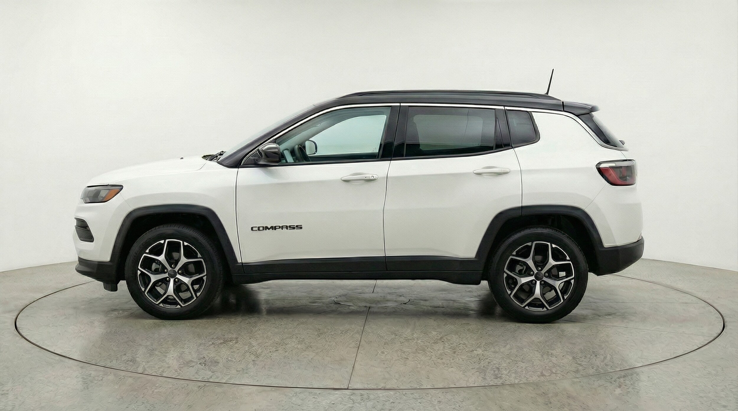 Thumbnail: 2025 Jeep Compass - 4