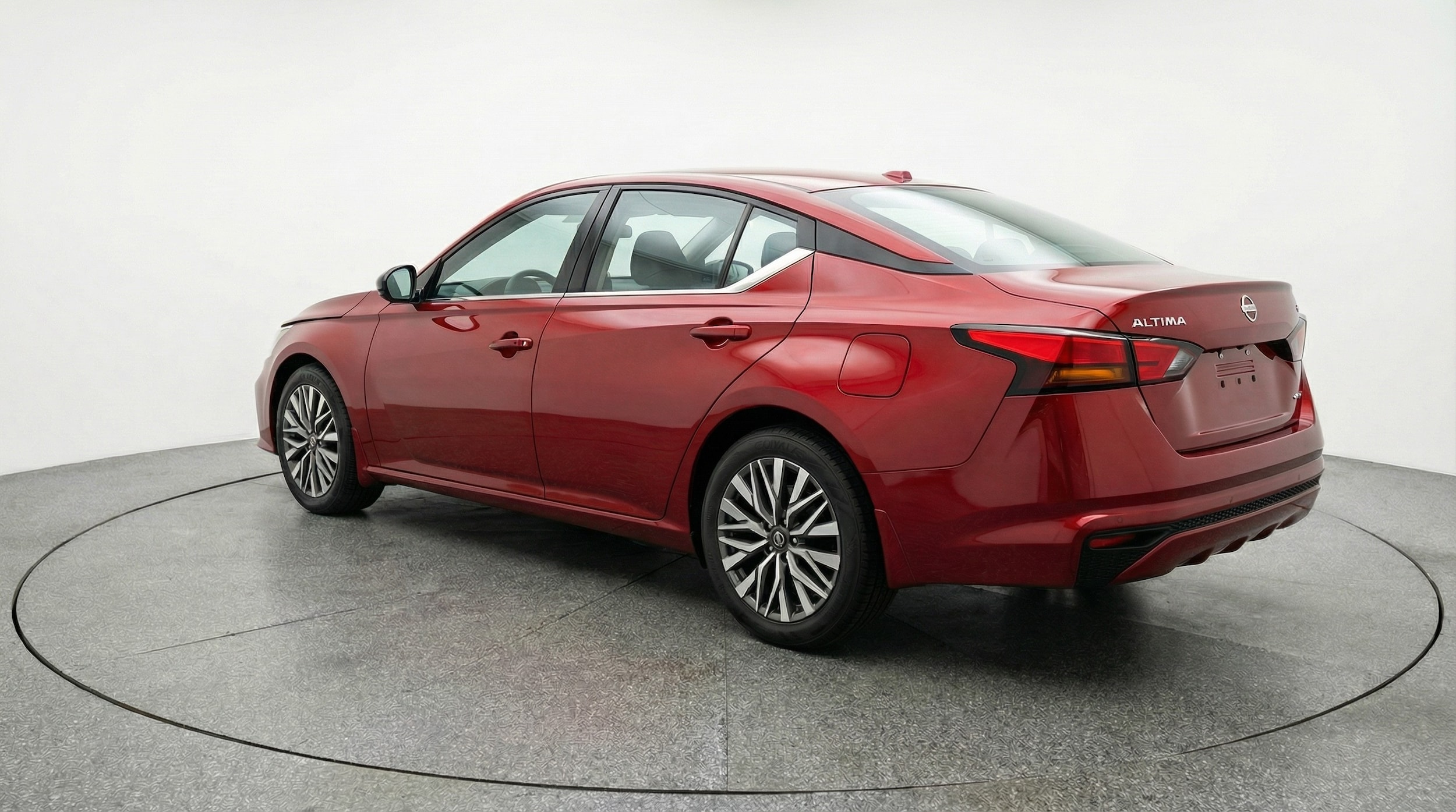 Thumbnail: 2025 Nissan Altima - 5