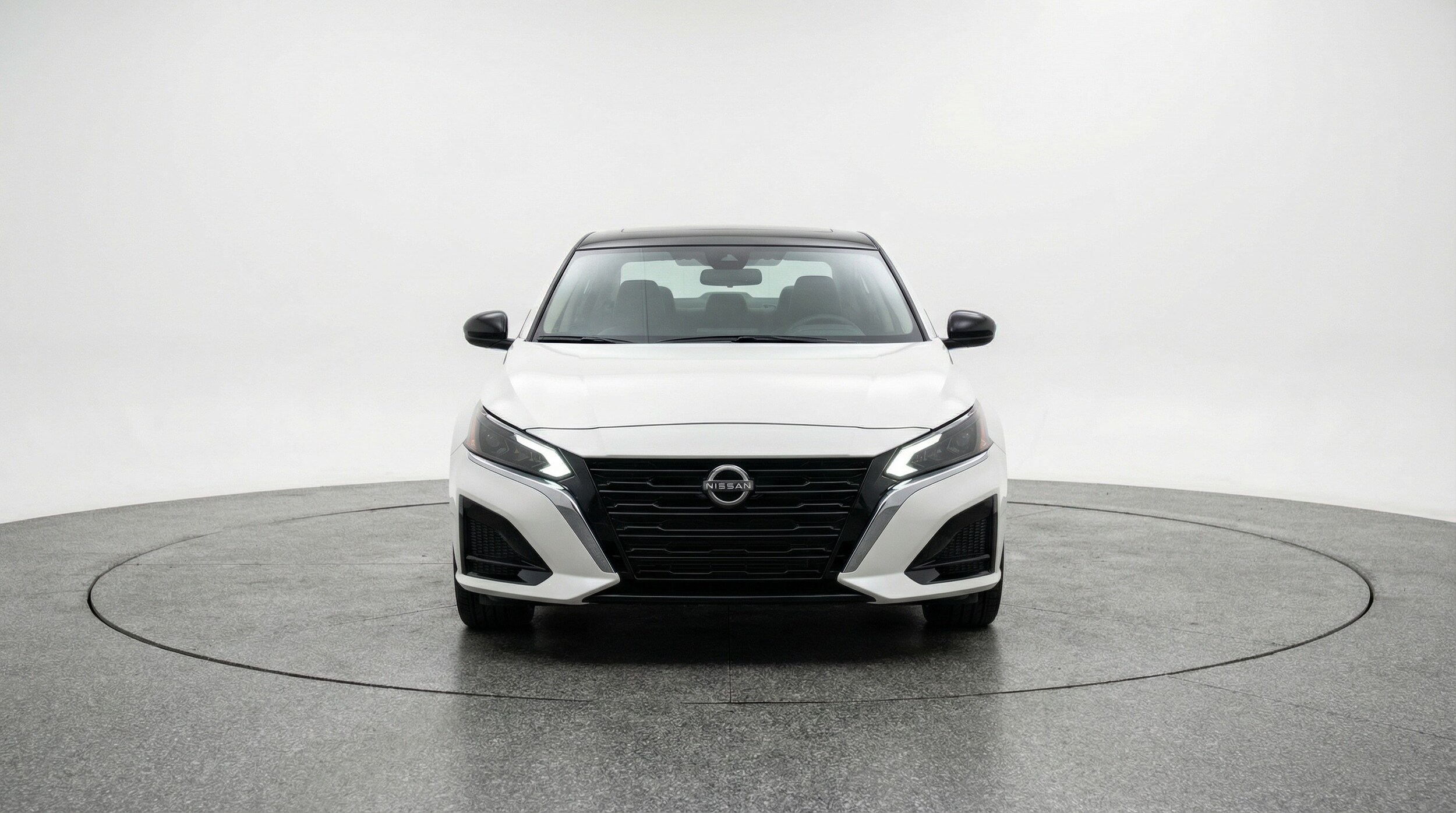 Thumbnail: 2025 Nissan Altima - 2