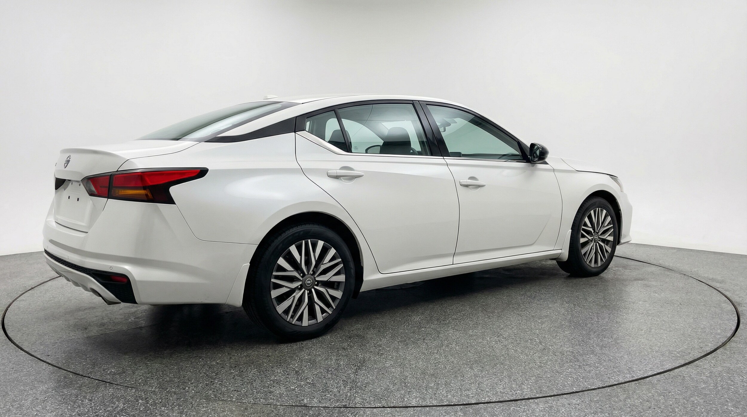 Thumbnail: 2025 Nissan Altima - 7