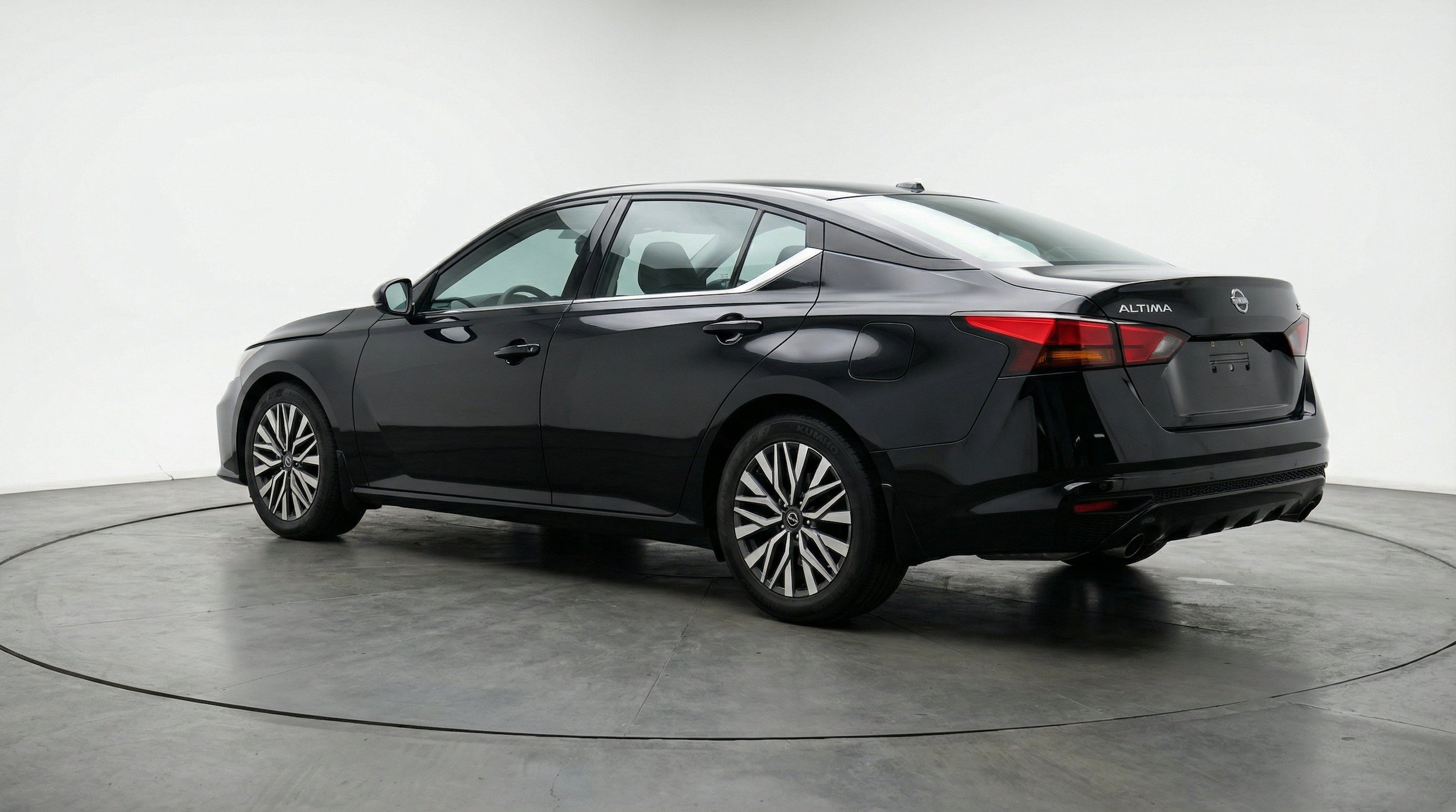 Thumbnail: 2025 Nissan Altima - 6