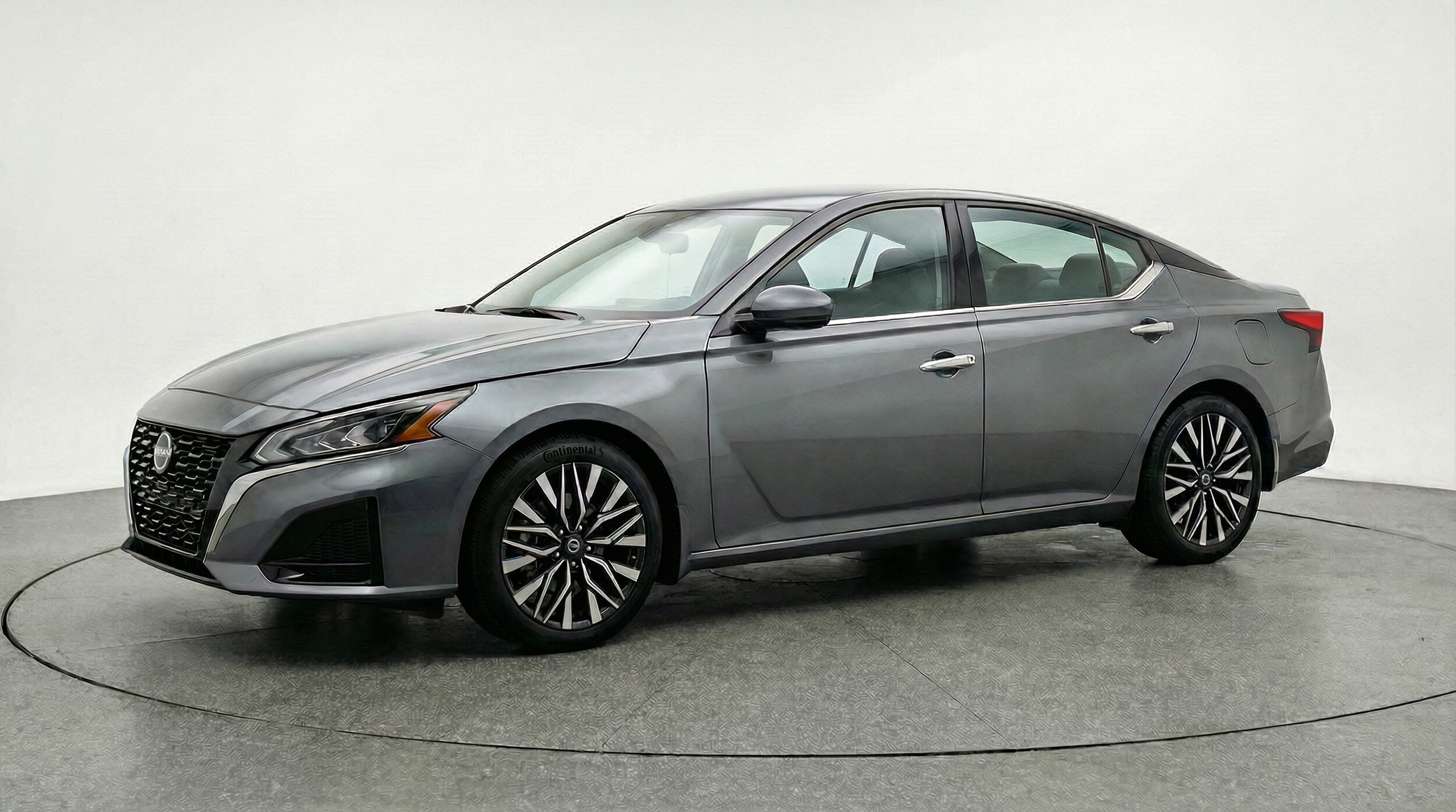 Thumbnail: 2025 Nissan Altima - 3