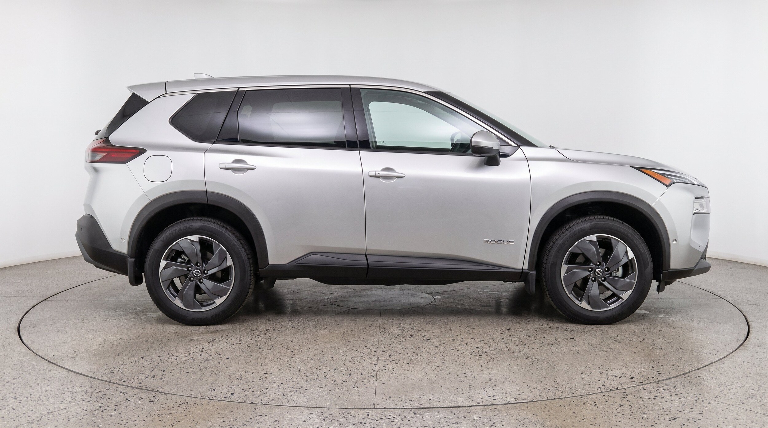 Thumbnail: 2025 Nissan Rogue - 11
