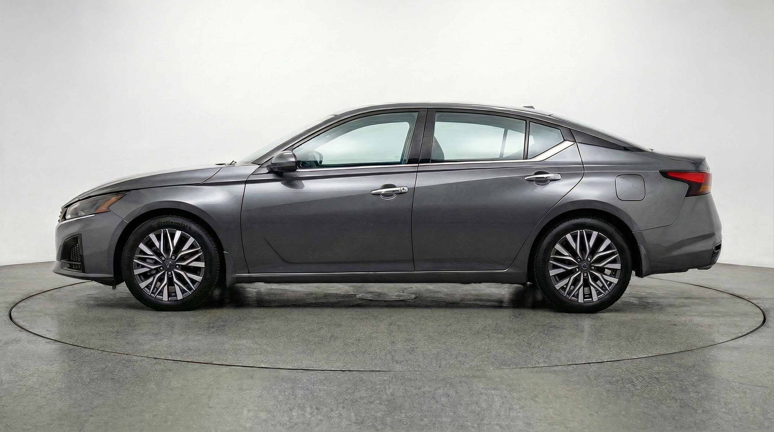 Thumbnail: 2025 Nissan Altima - 4