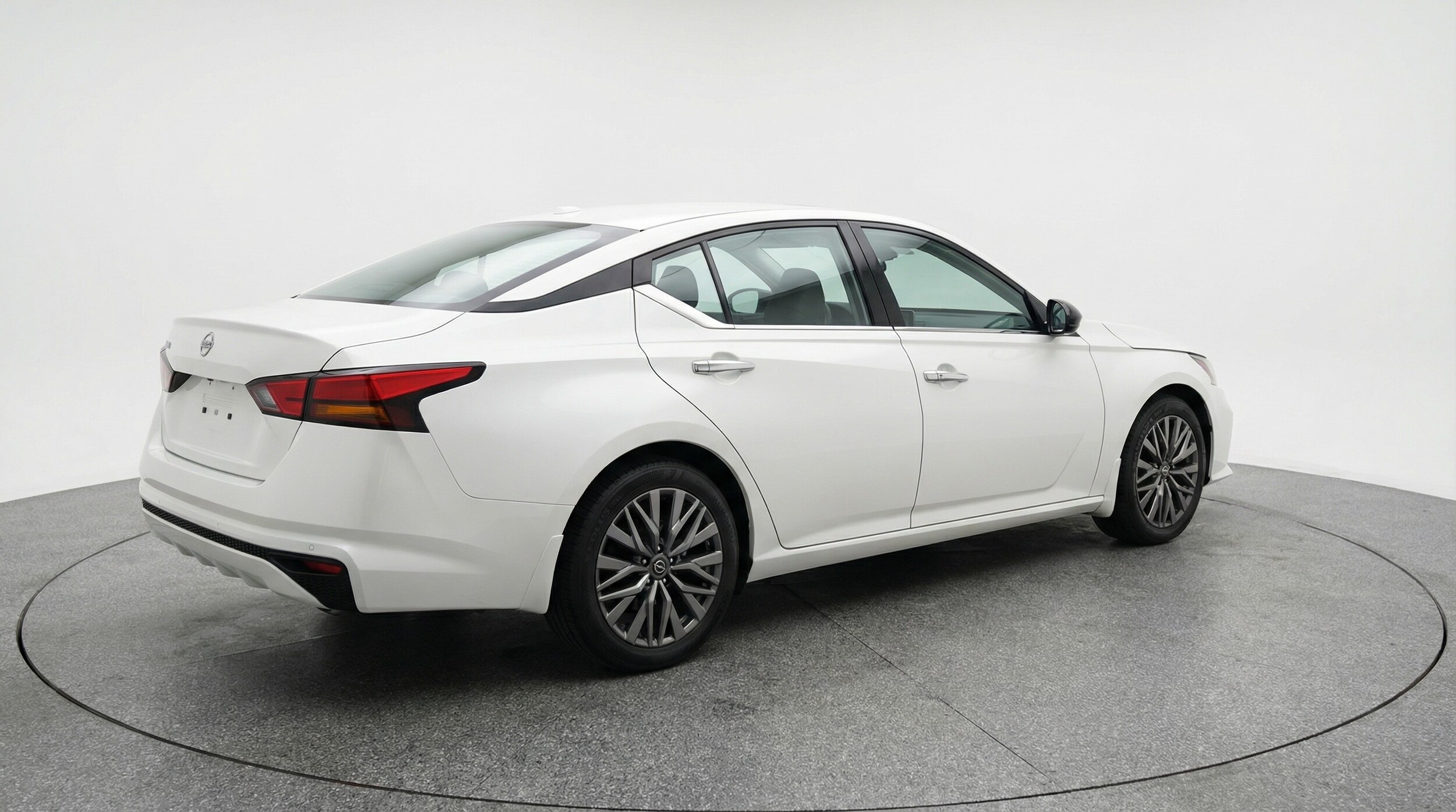 Thumbnail: 2025 Nissan Altima - 7