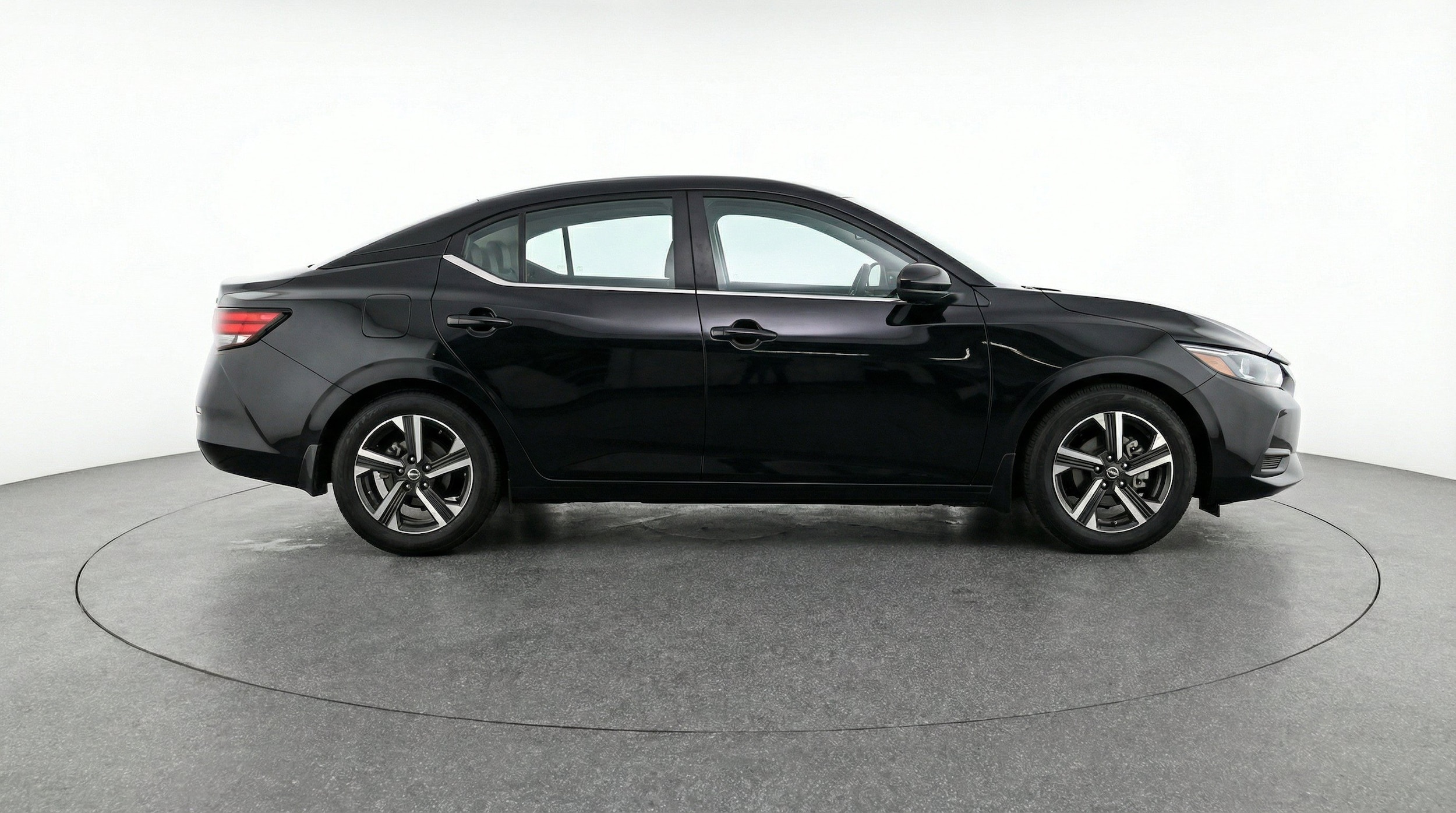 Thumbnail: 2025 Nissan Sentra - 11