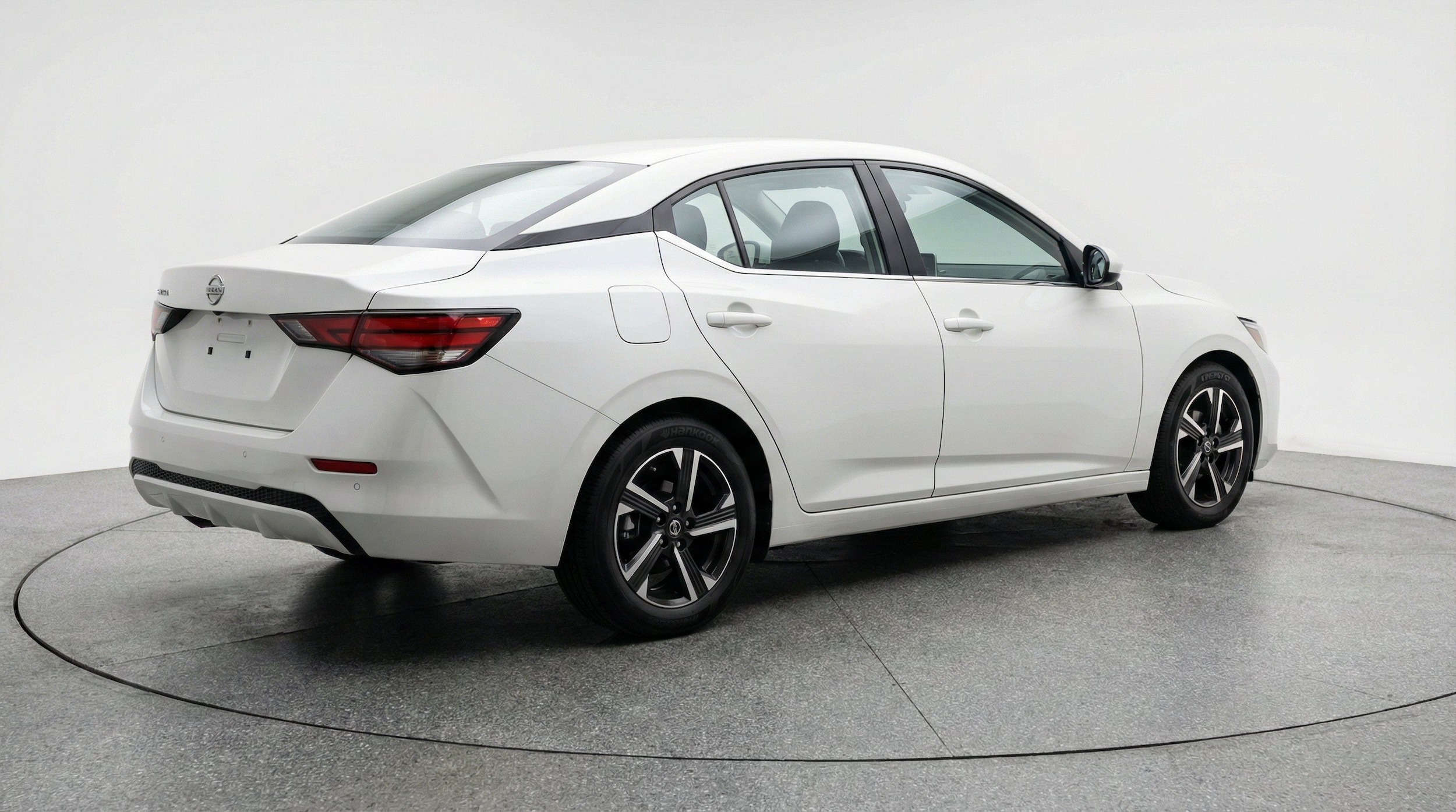 Thumbnail: 2025 Nissan Sentra - 9
