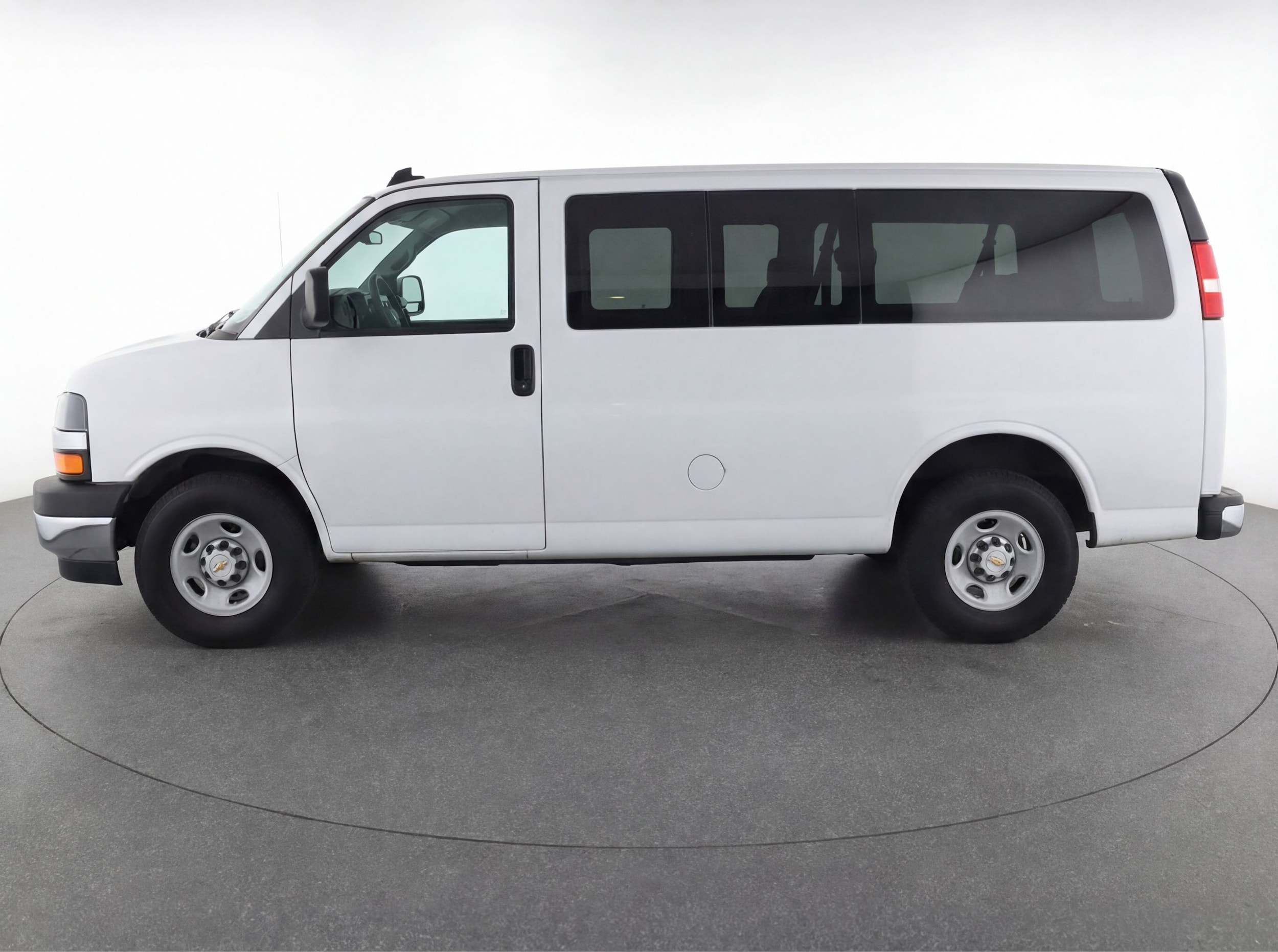 Thumbnail: 2025 Chevrolet Express - 4