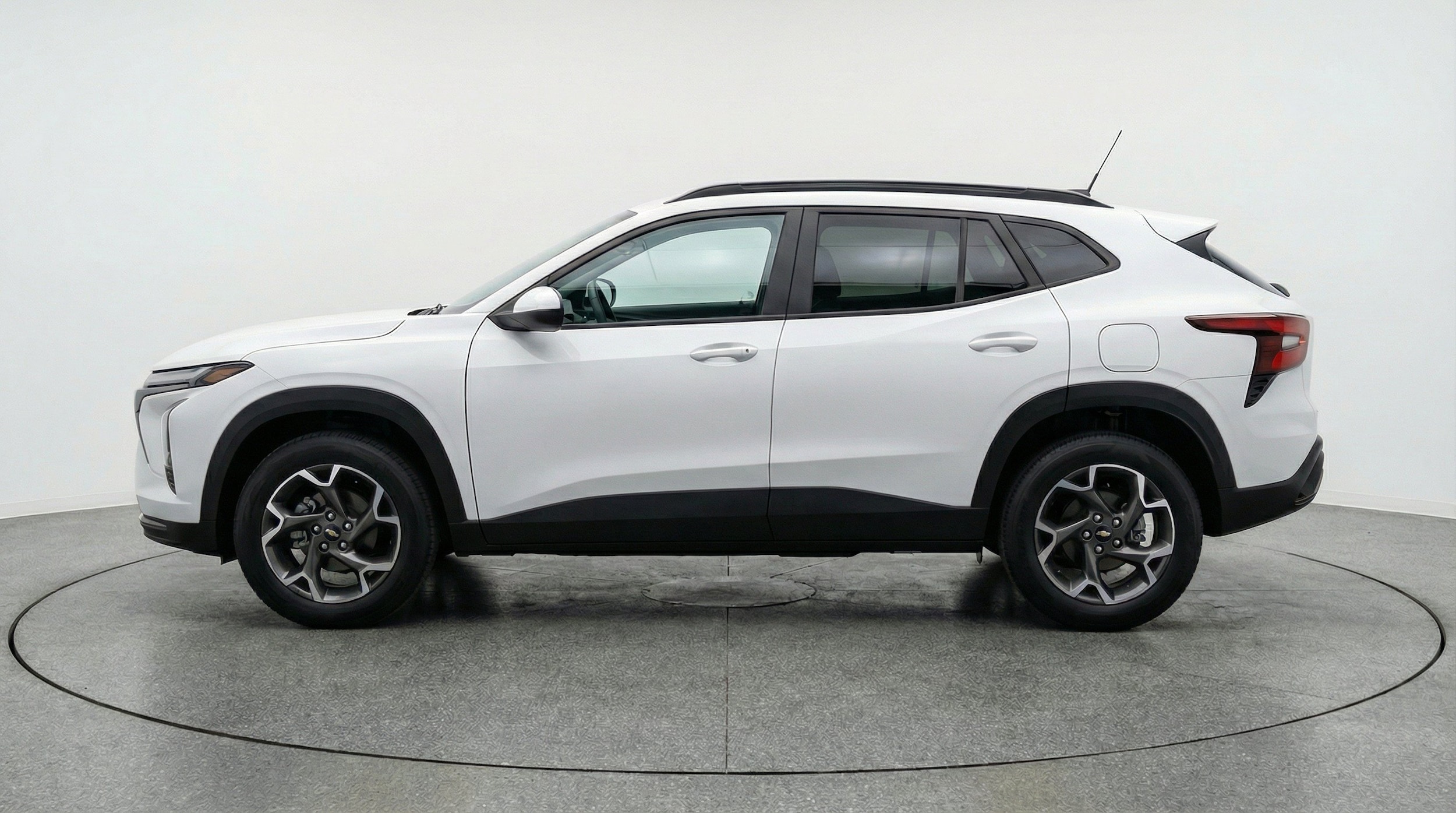 Thumbnail: 2025 Chevrolet Trax - 5