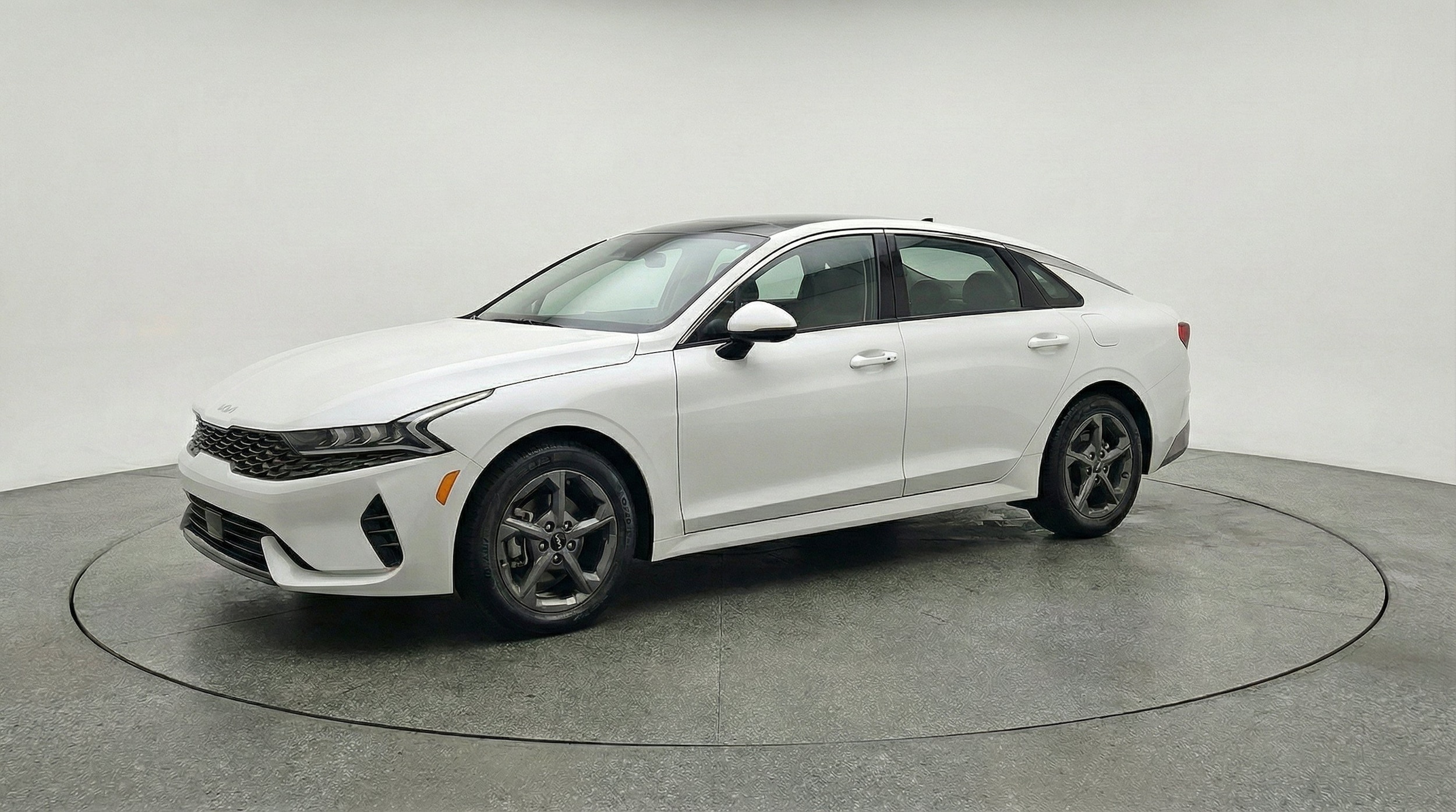 Thumbnail: 2026 Kia K4 - 3
