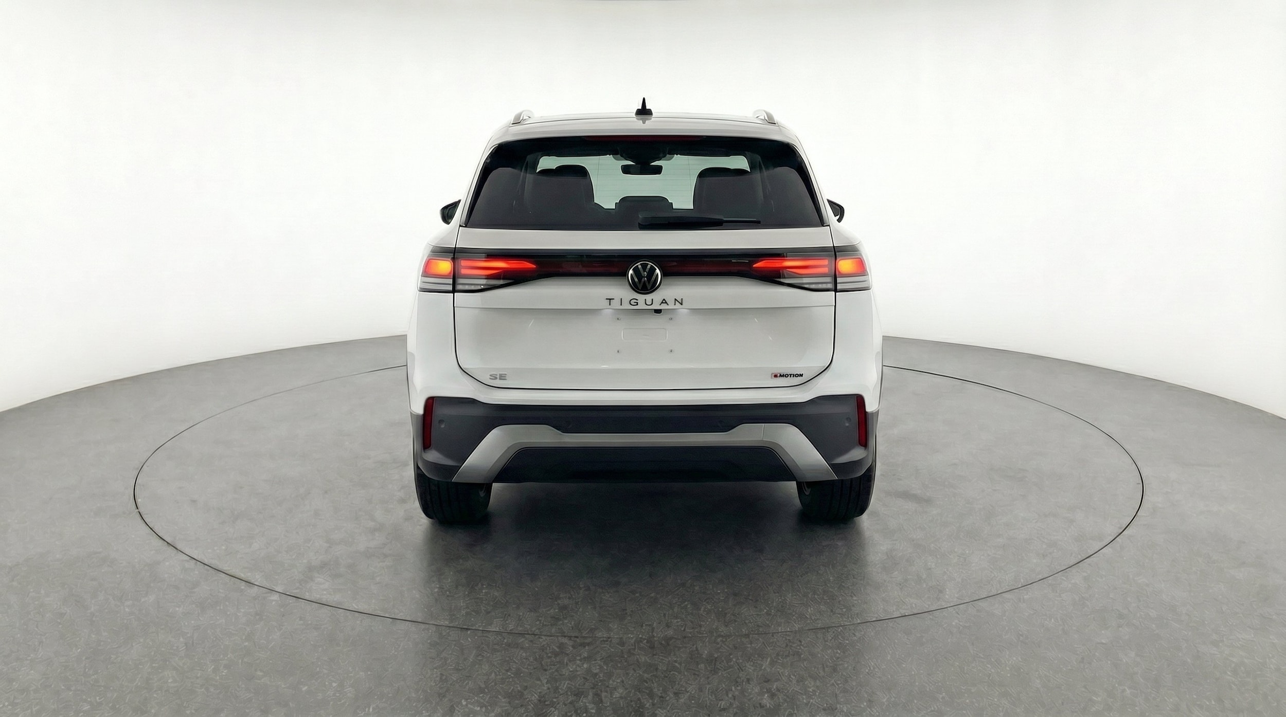 Thumbnail: 2026 Volkswagen Tiguan - 7