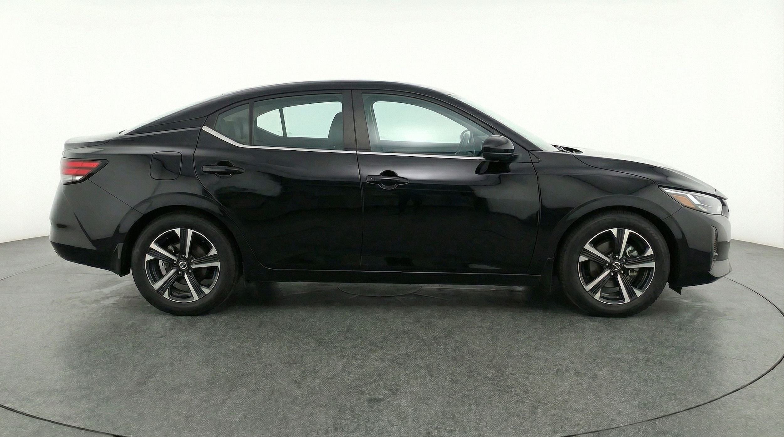 Thumbnail: 2025 Nissan Sentra - 8