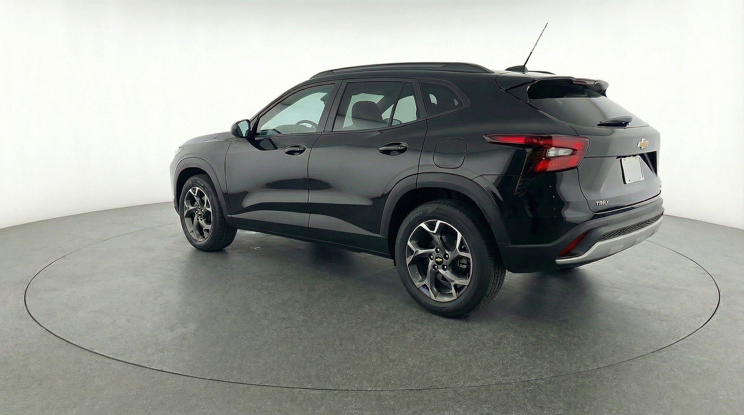 Thumbnail: 2025 Chevrolet Trax - 5