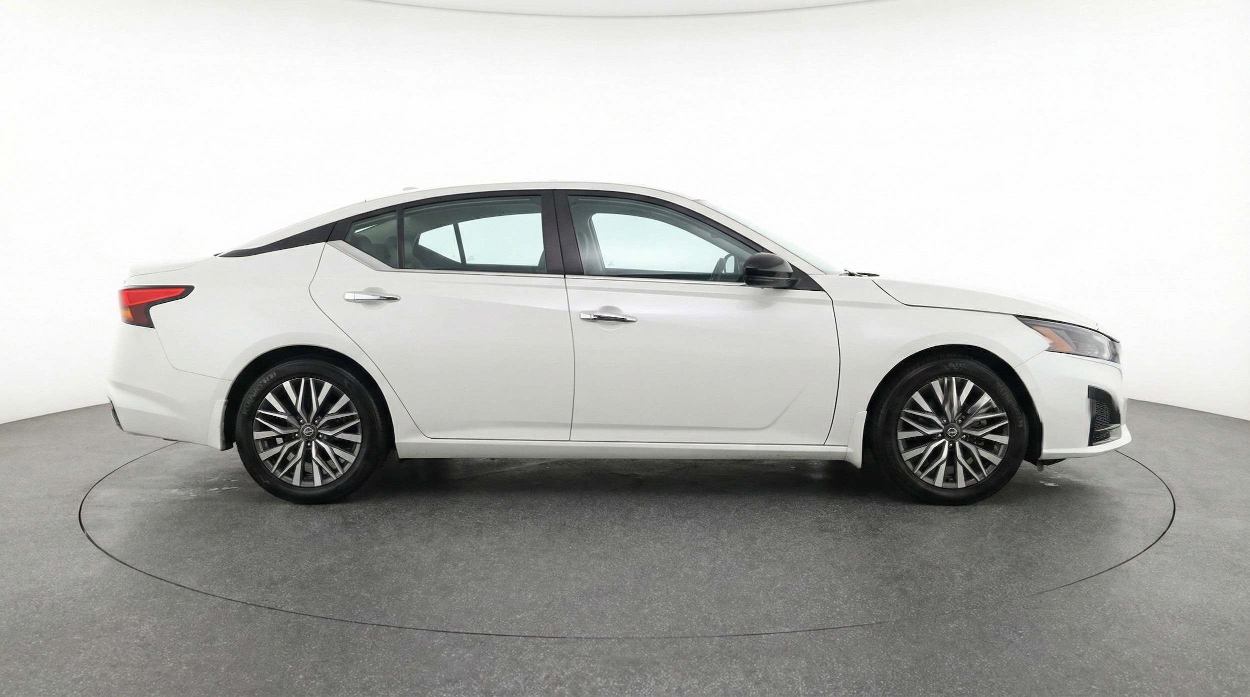 Thumbnail: 2025 Nissan Altima - 11