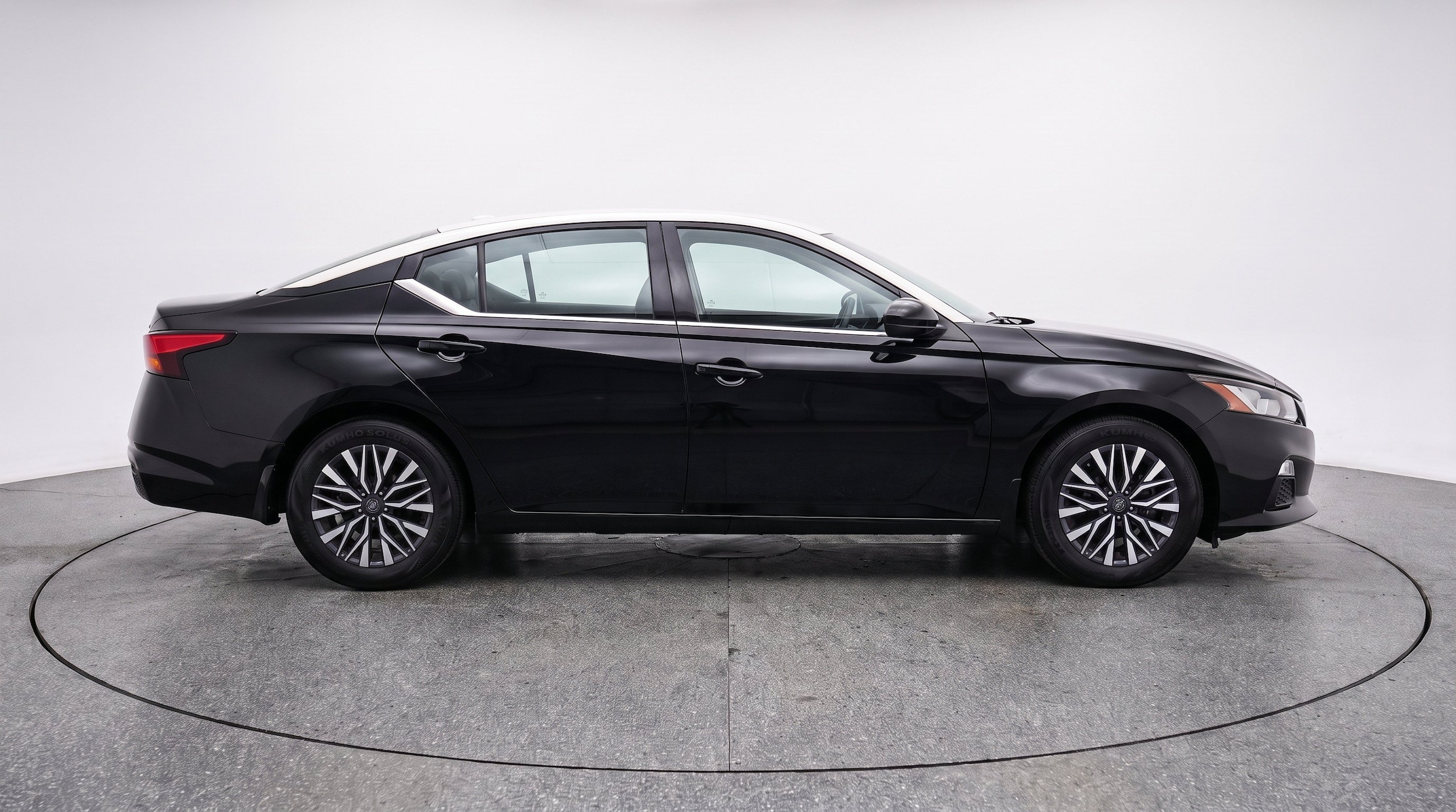 Thumbnail: 2025 Nissan Altima - 11