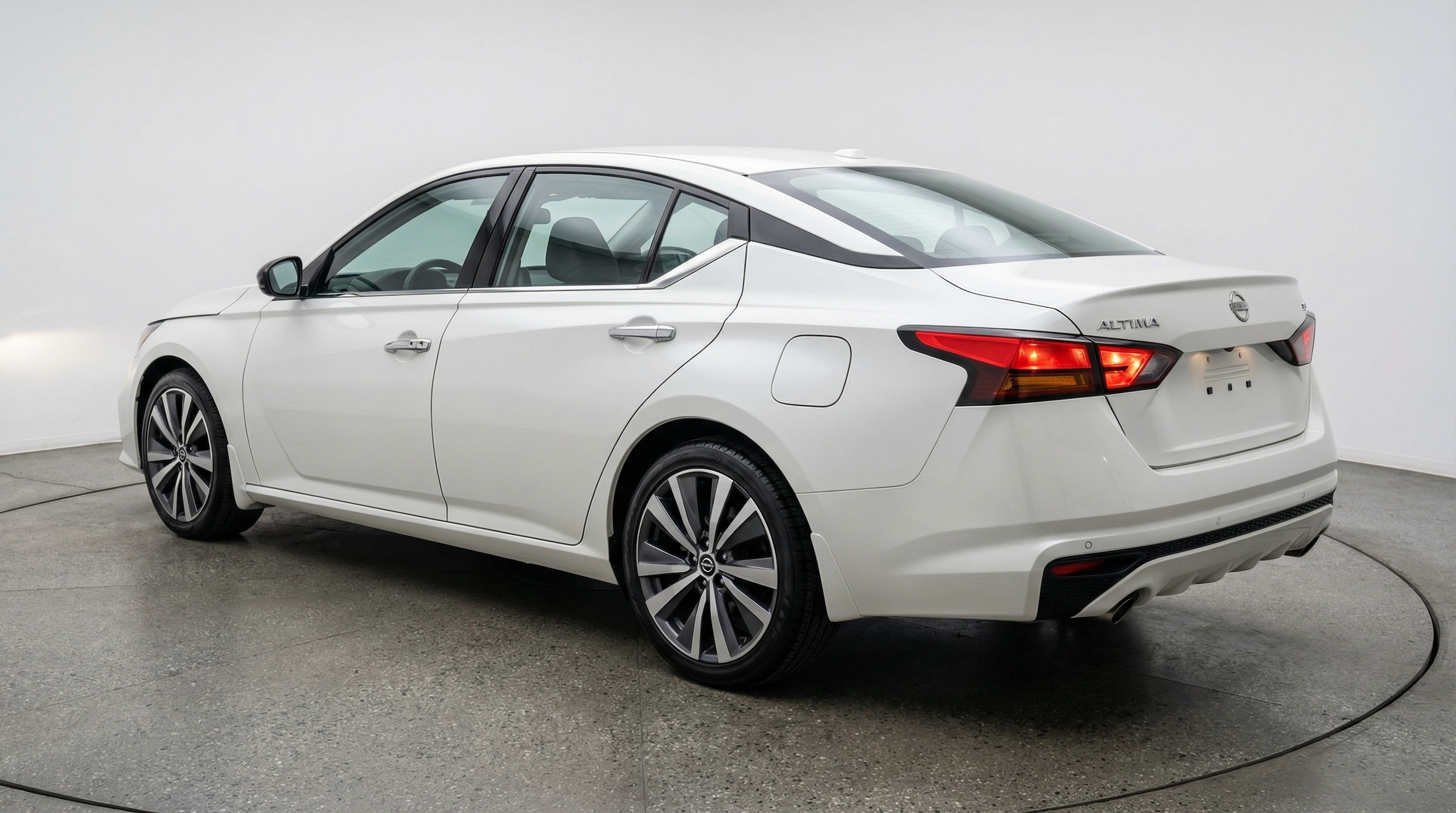 Thumbnail: 2025 Nissan Altima - 5