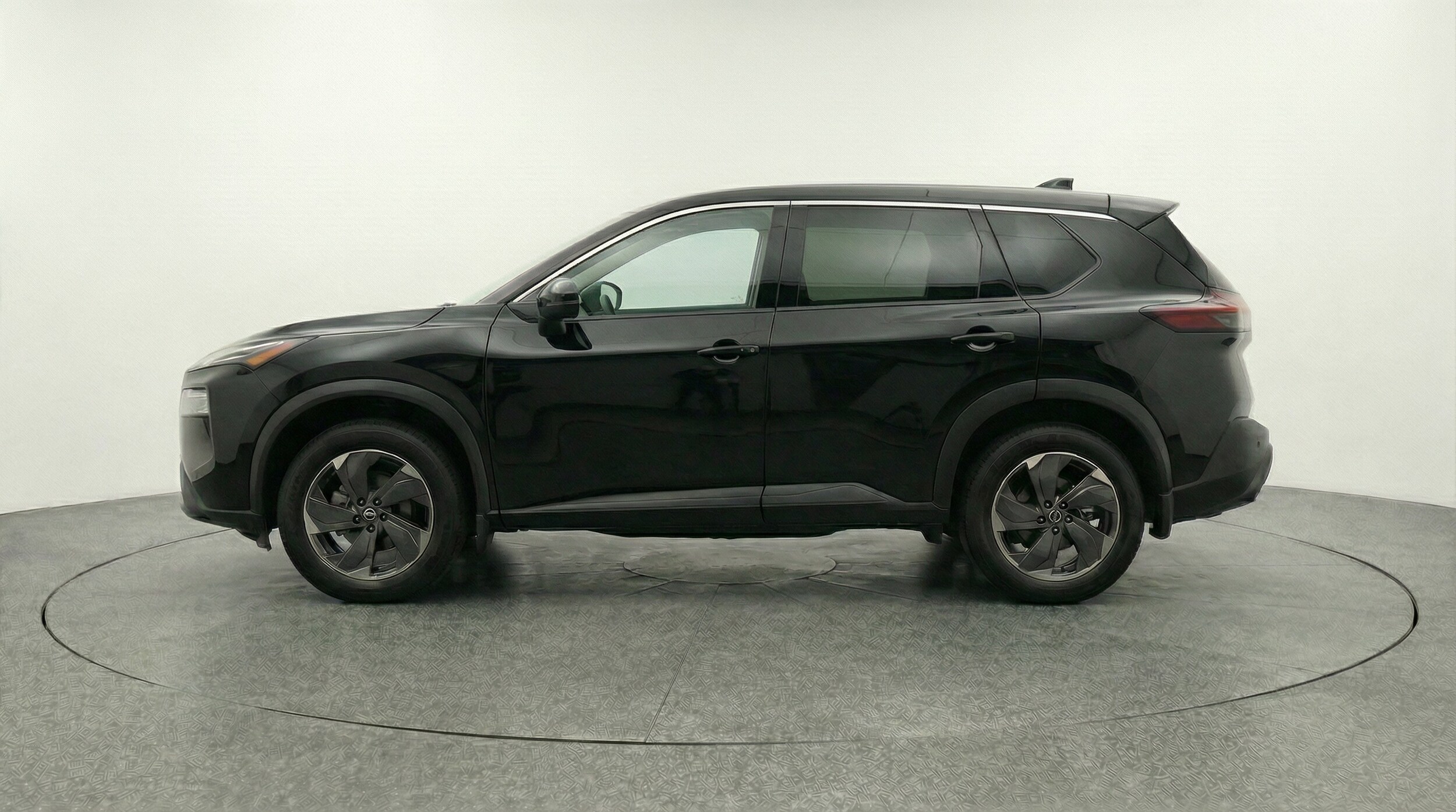 Thumbnail: 2025 Nissan Rogue - 4