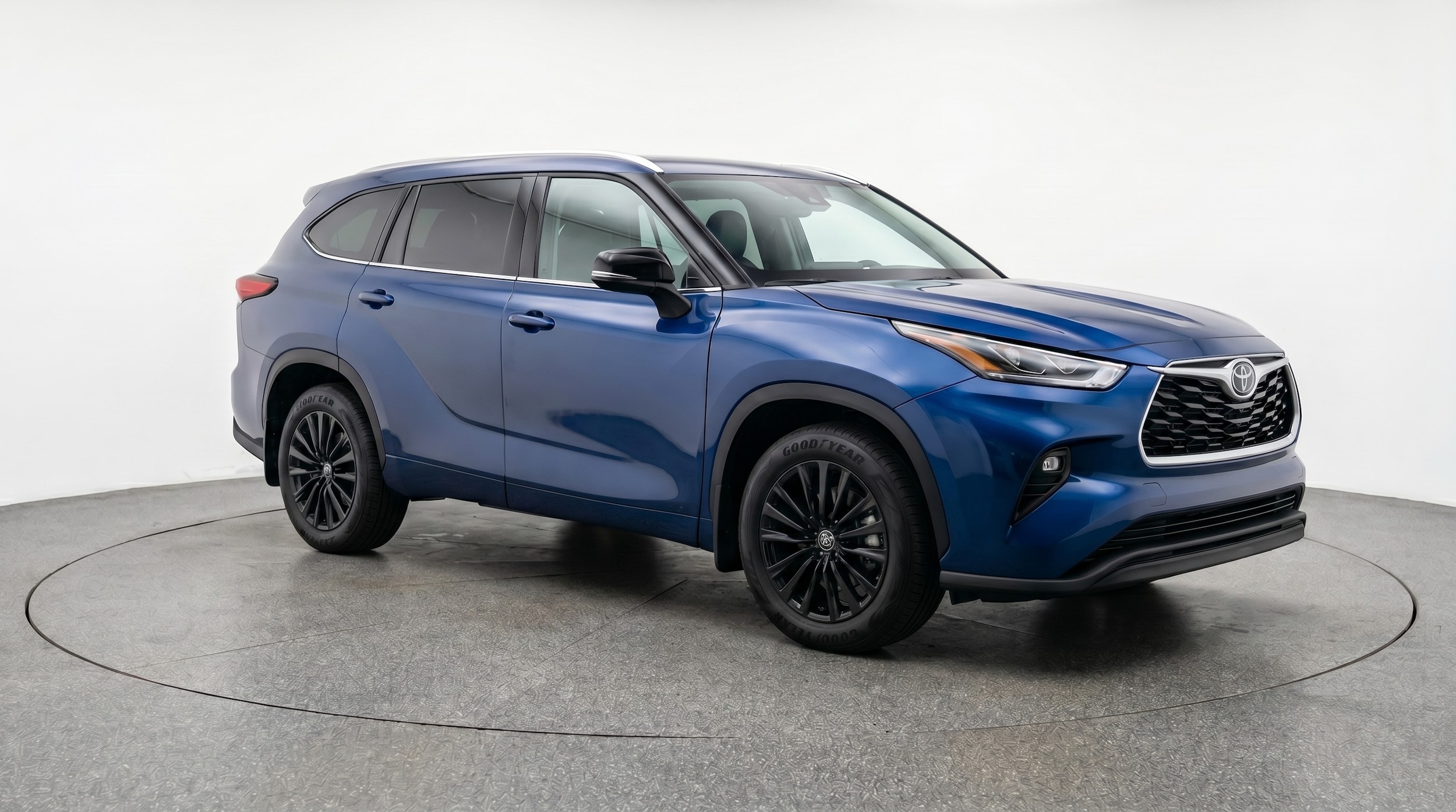 Thumbnail: 2025 Toyota Highlander - 1