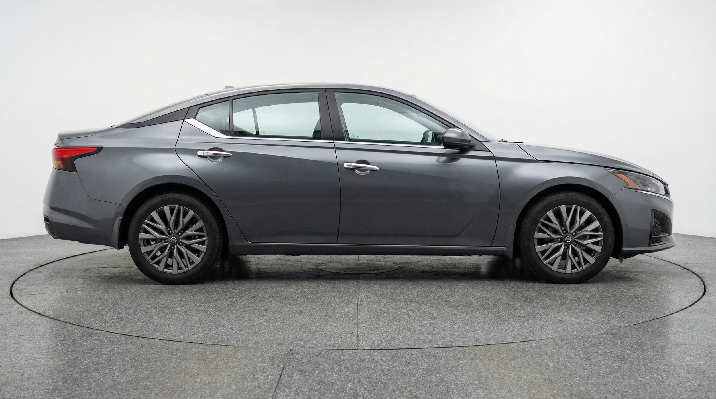 Thumbnail: 2025 Nissan Altima - 8