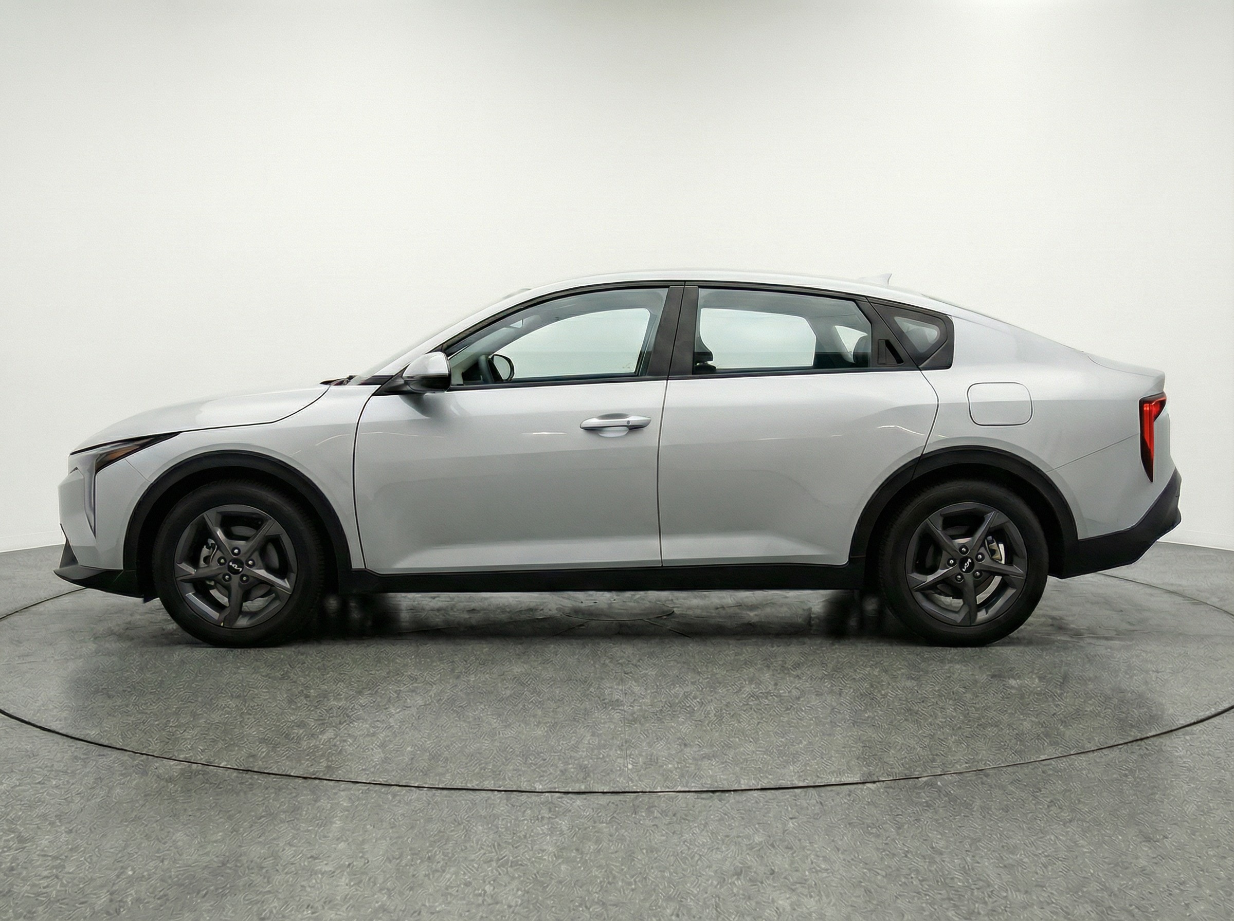 Thumbnail: 2025 Kia K4 - 4