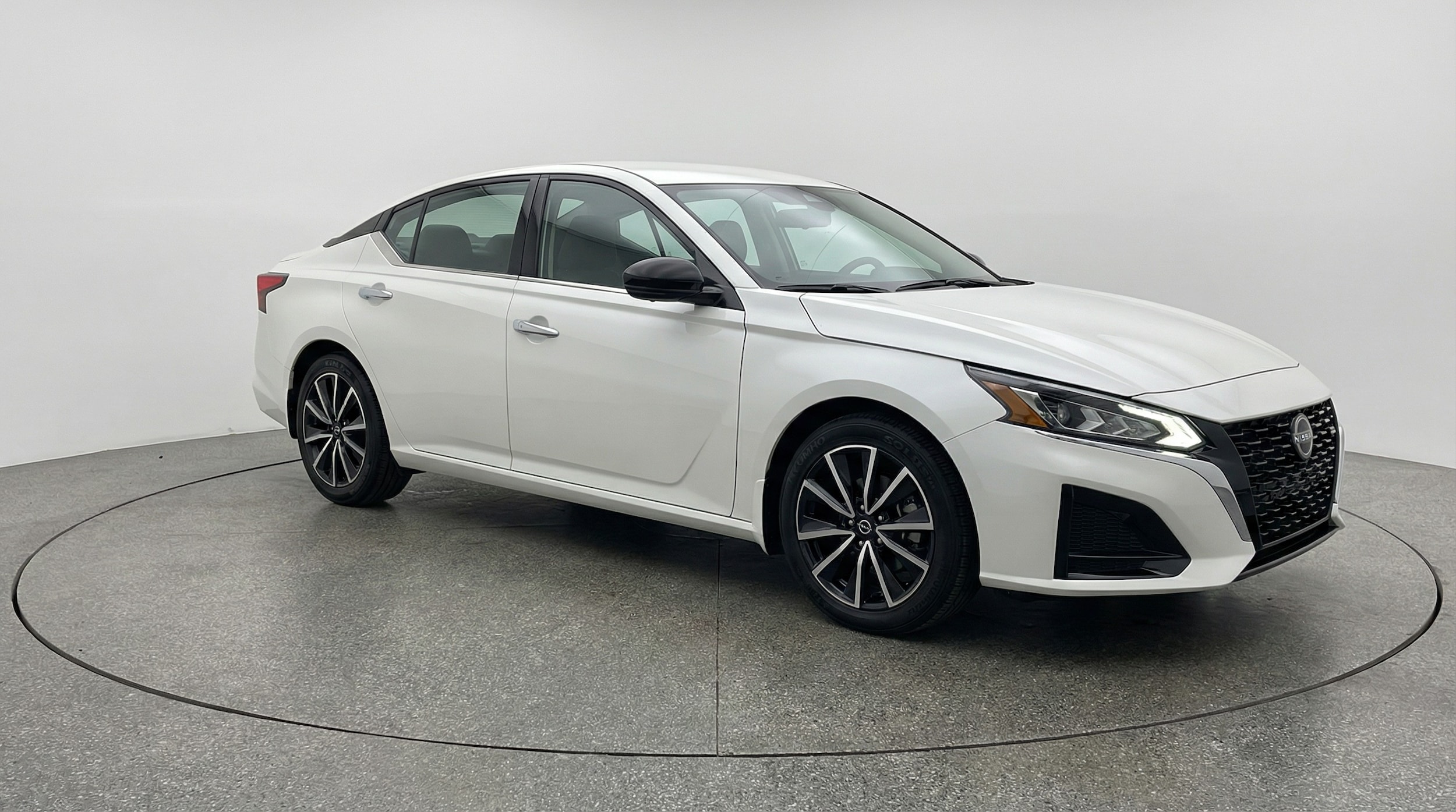 Thumbnail: 2025 Nissan Altima - 1