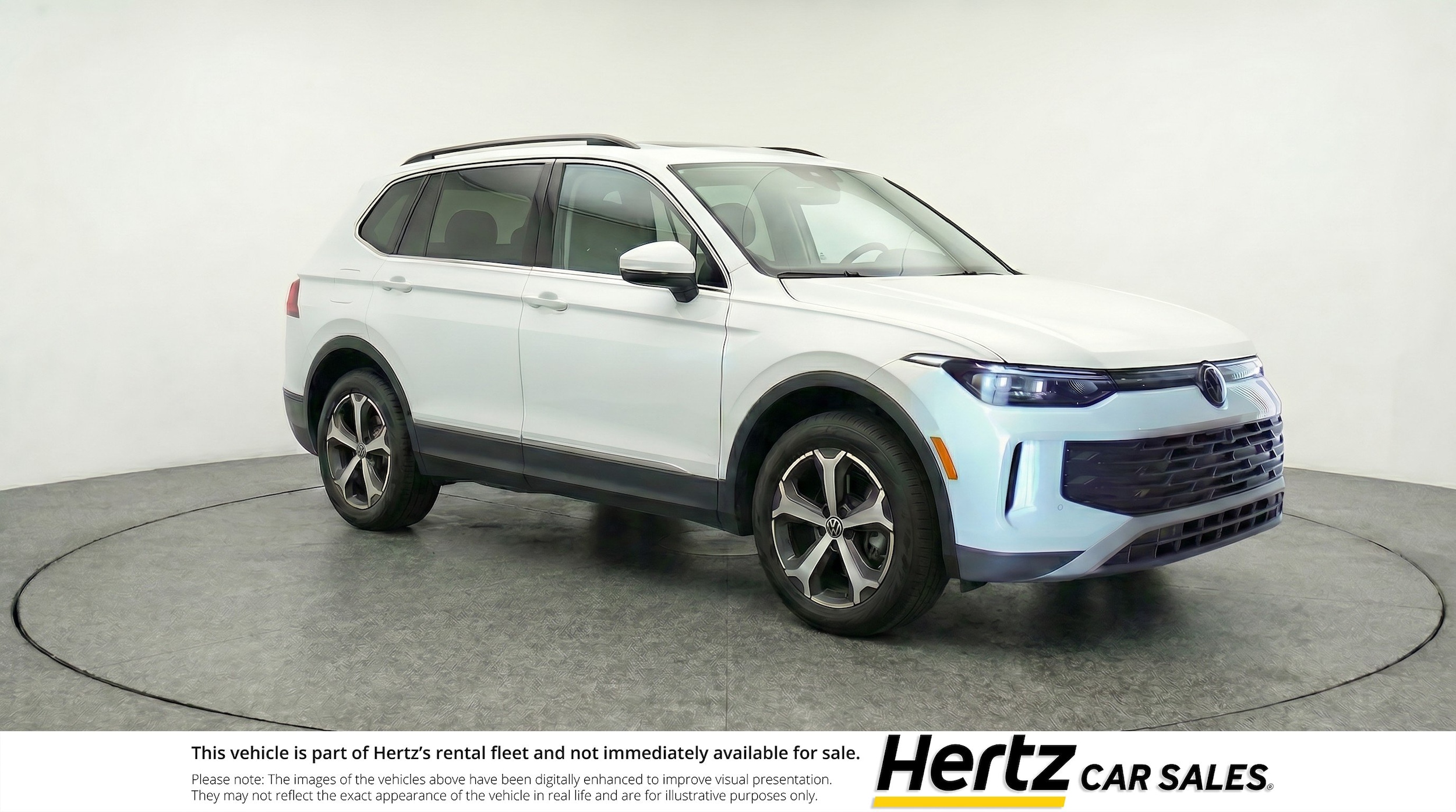 Thumbnail: 2026 Volkswagen Tiguan - 1