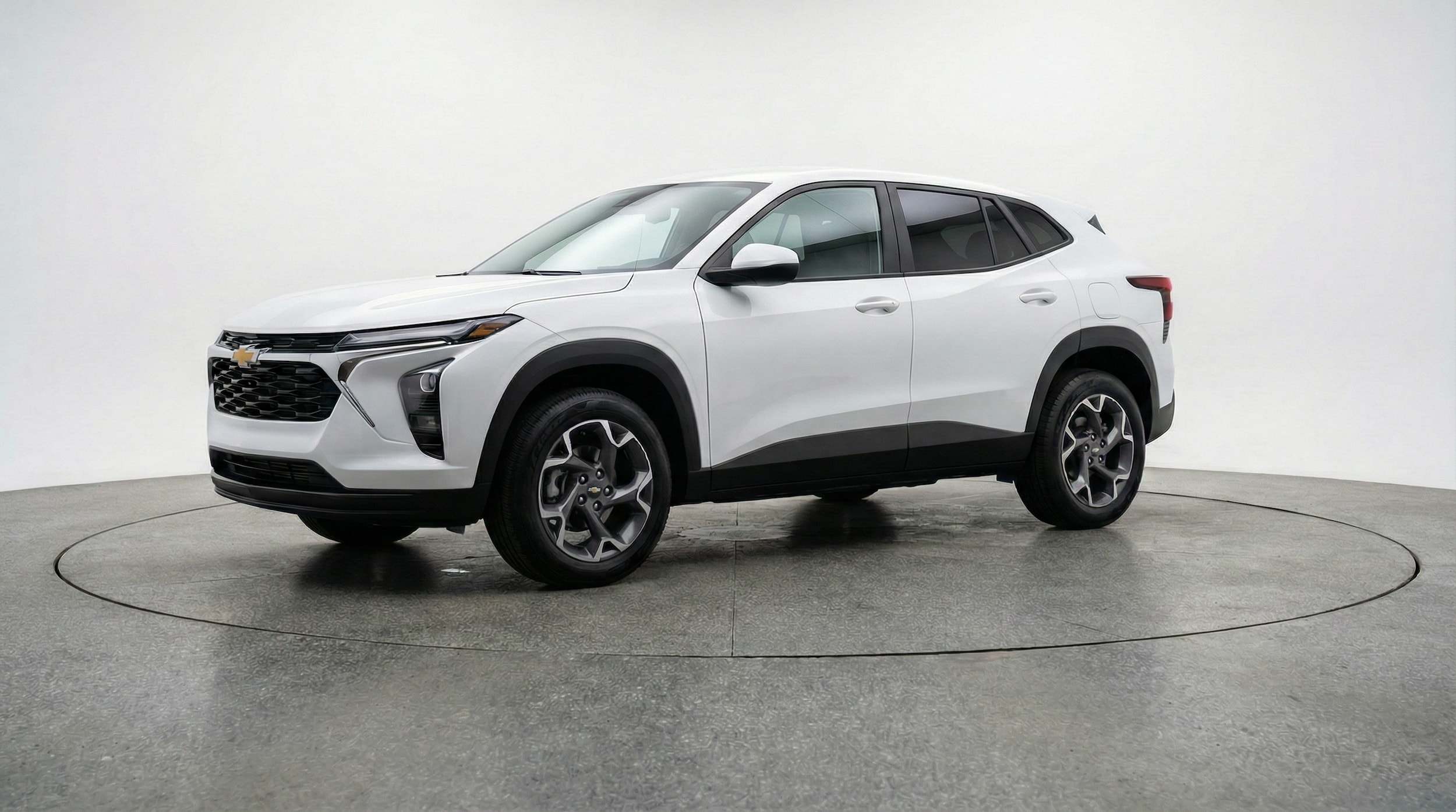 Thumbnail: 2025 Chevrolet Trax - 3