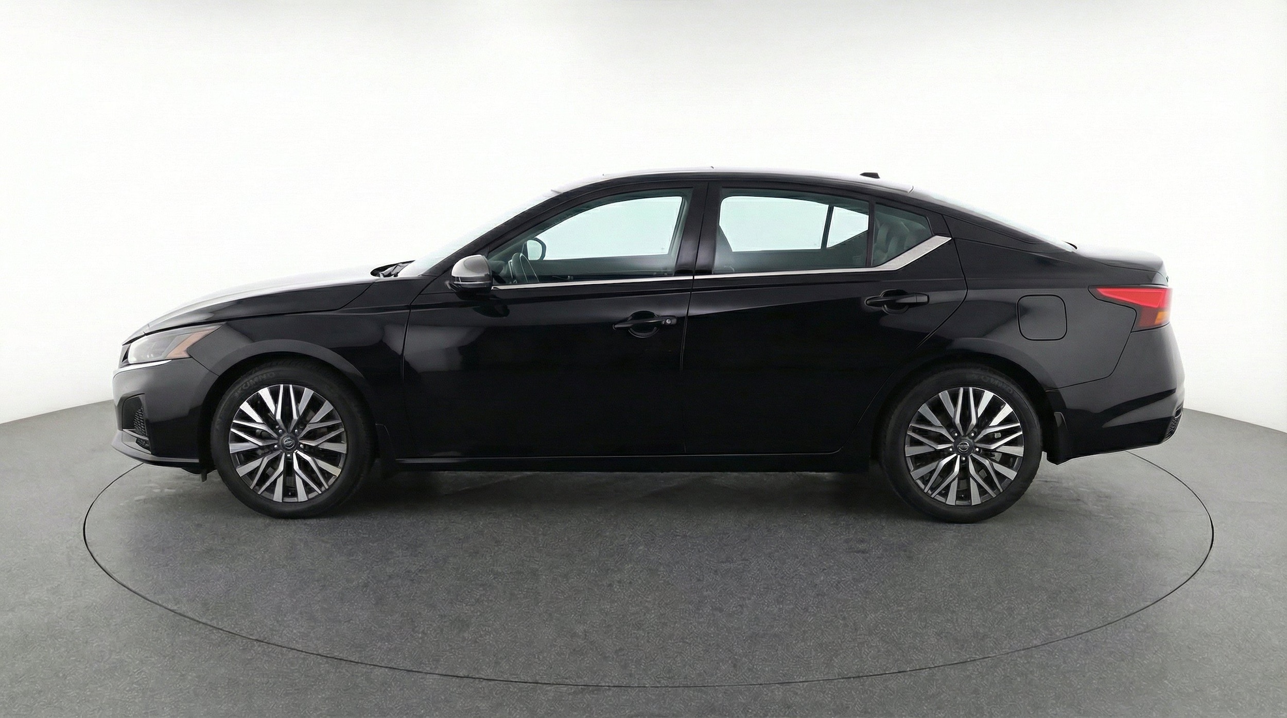 Thumbnail: 2026 Nissan Altima - 5