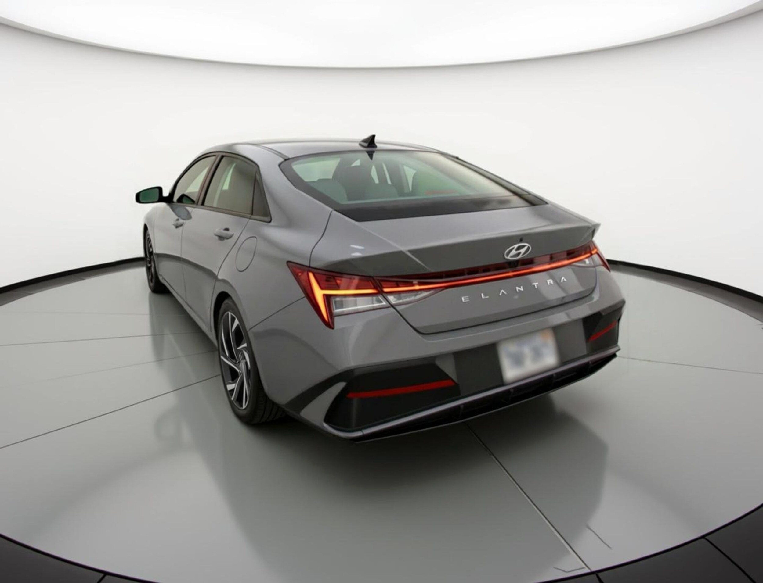 Thumbnail: 2025 Hyundai Elantra - 5