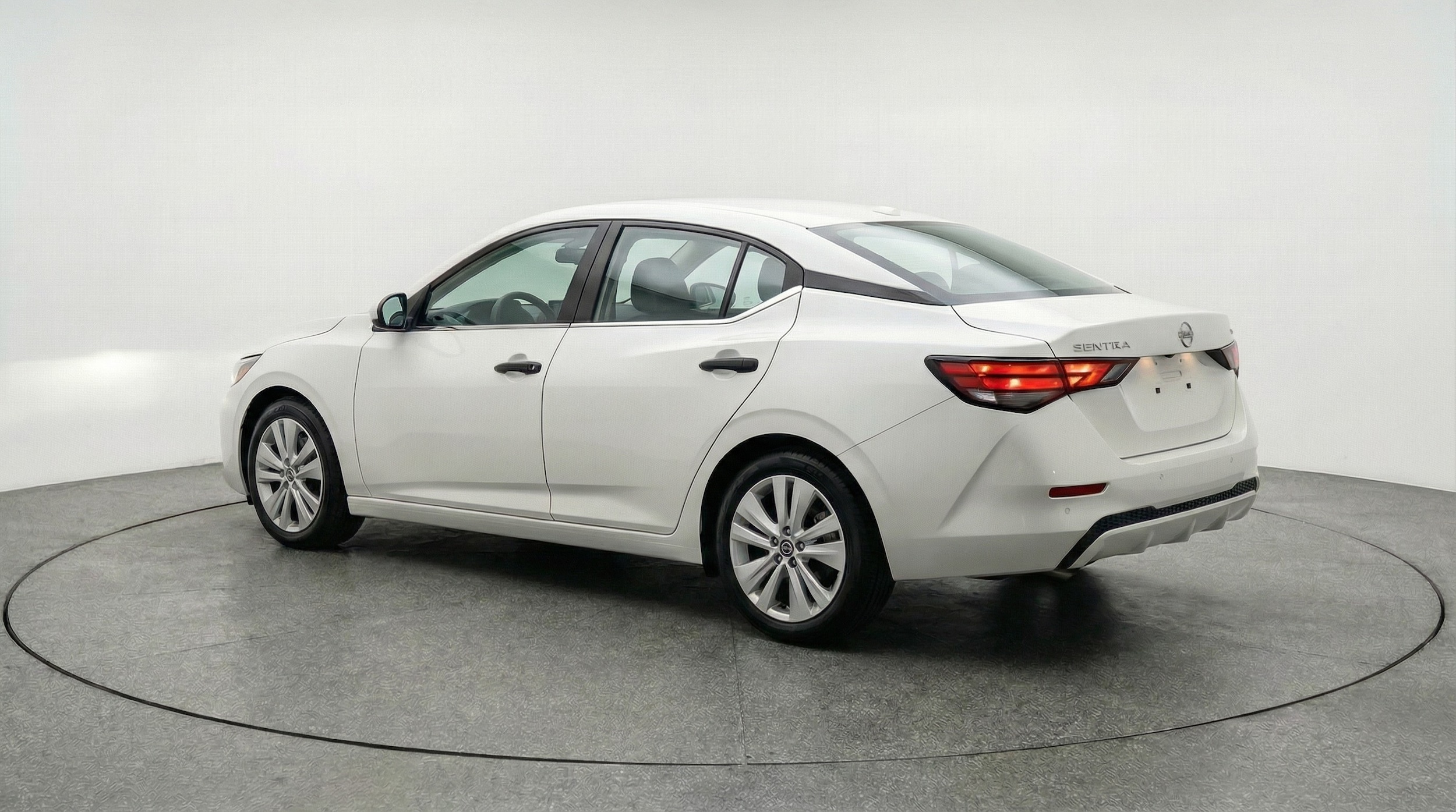 Thumbnail: 2025 Nissan Sentra - 5