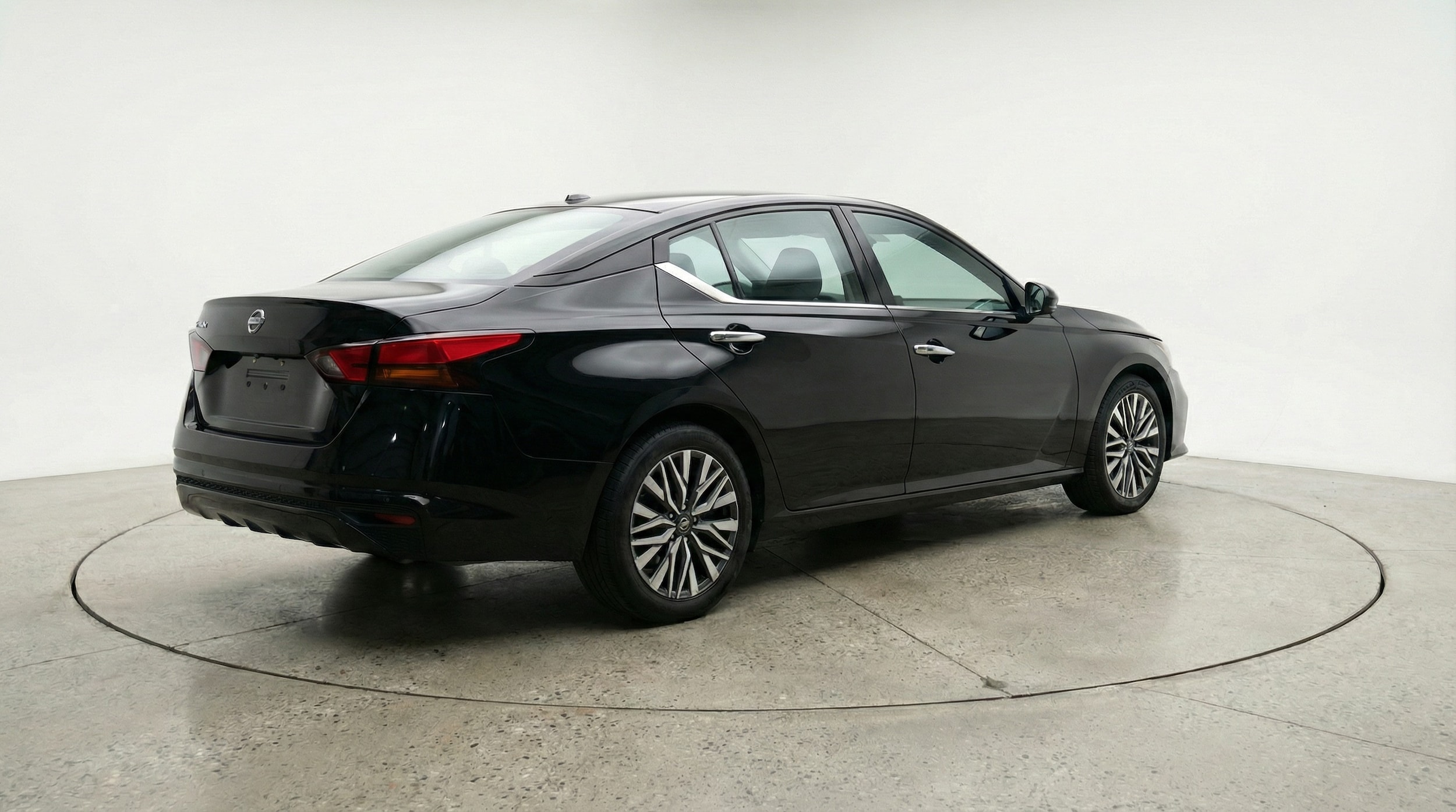 Thumbnail: 2025 Nissan Altima - 7