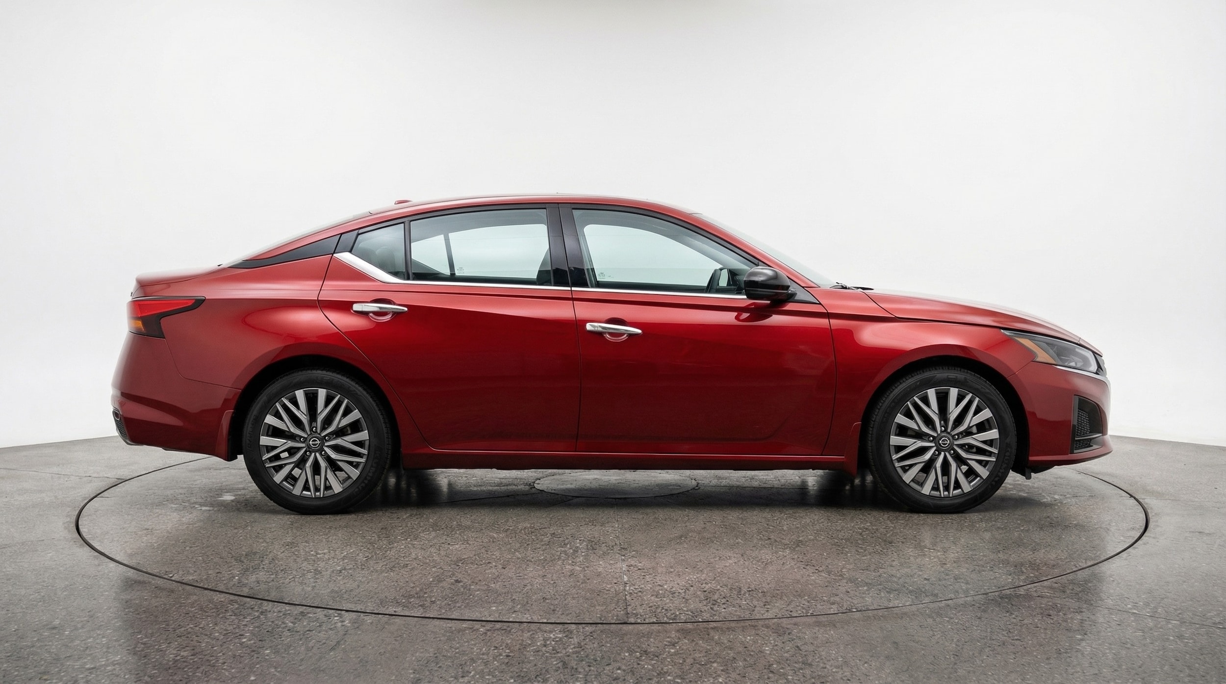 Thumbnail: 2025 Nissan Altima - 8