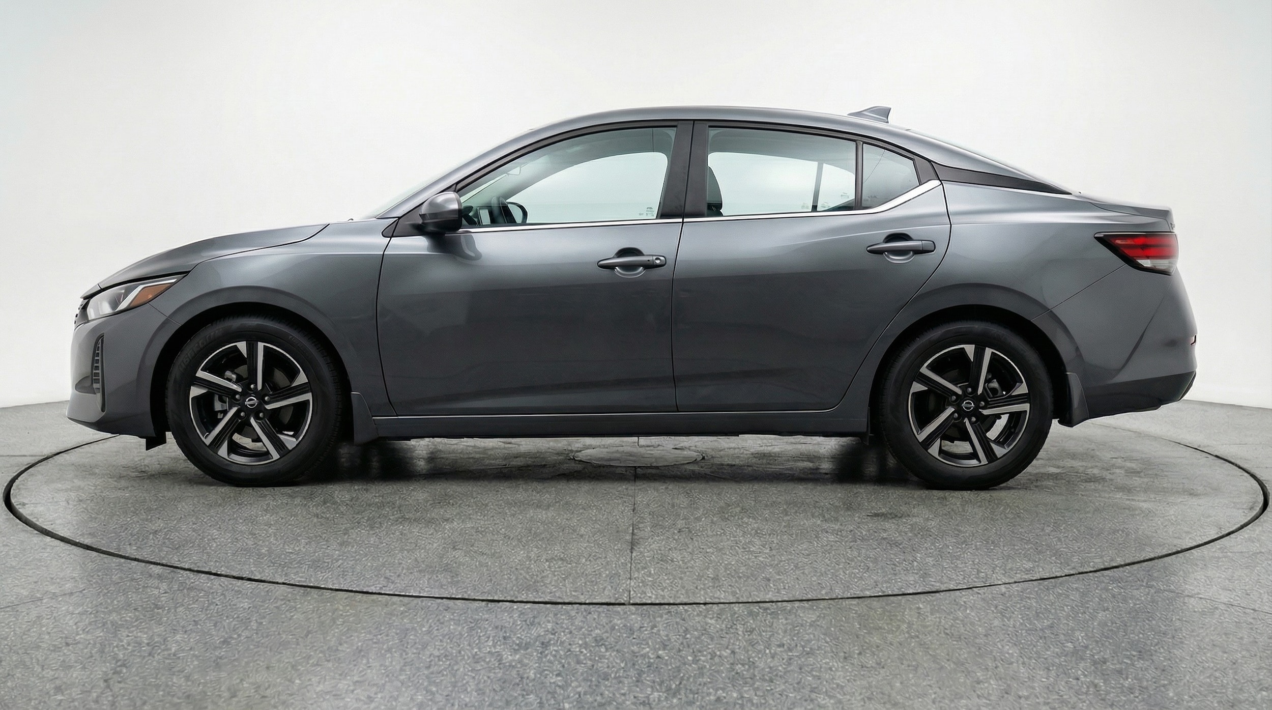 Thumbnail: 2025 Nissan Sentra - 4