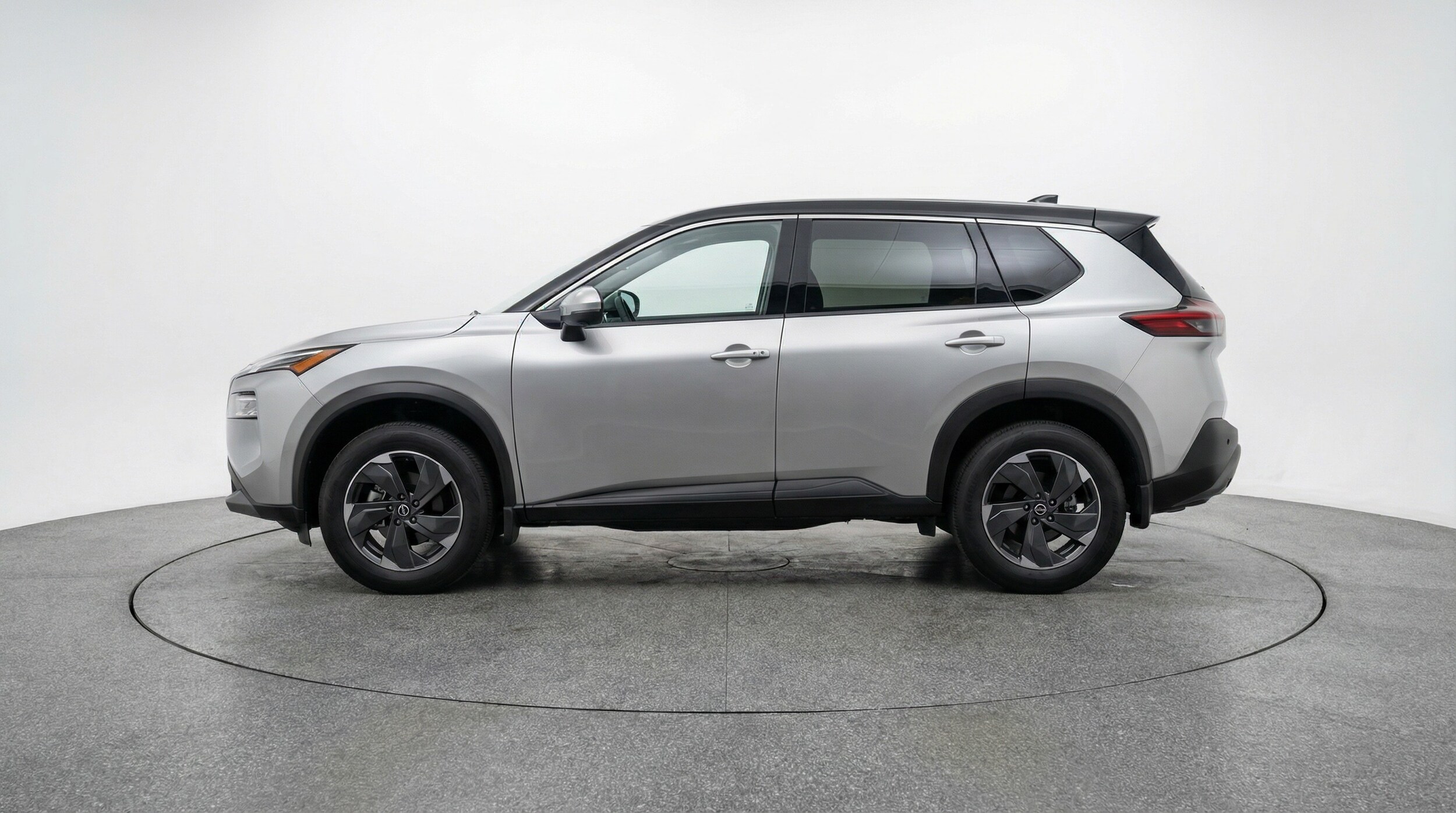 Thumbnail: 2025 Nissan Rogue - 4