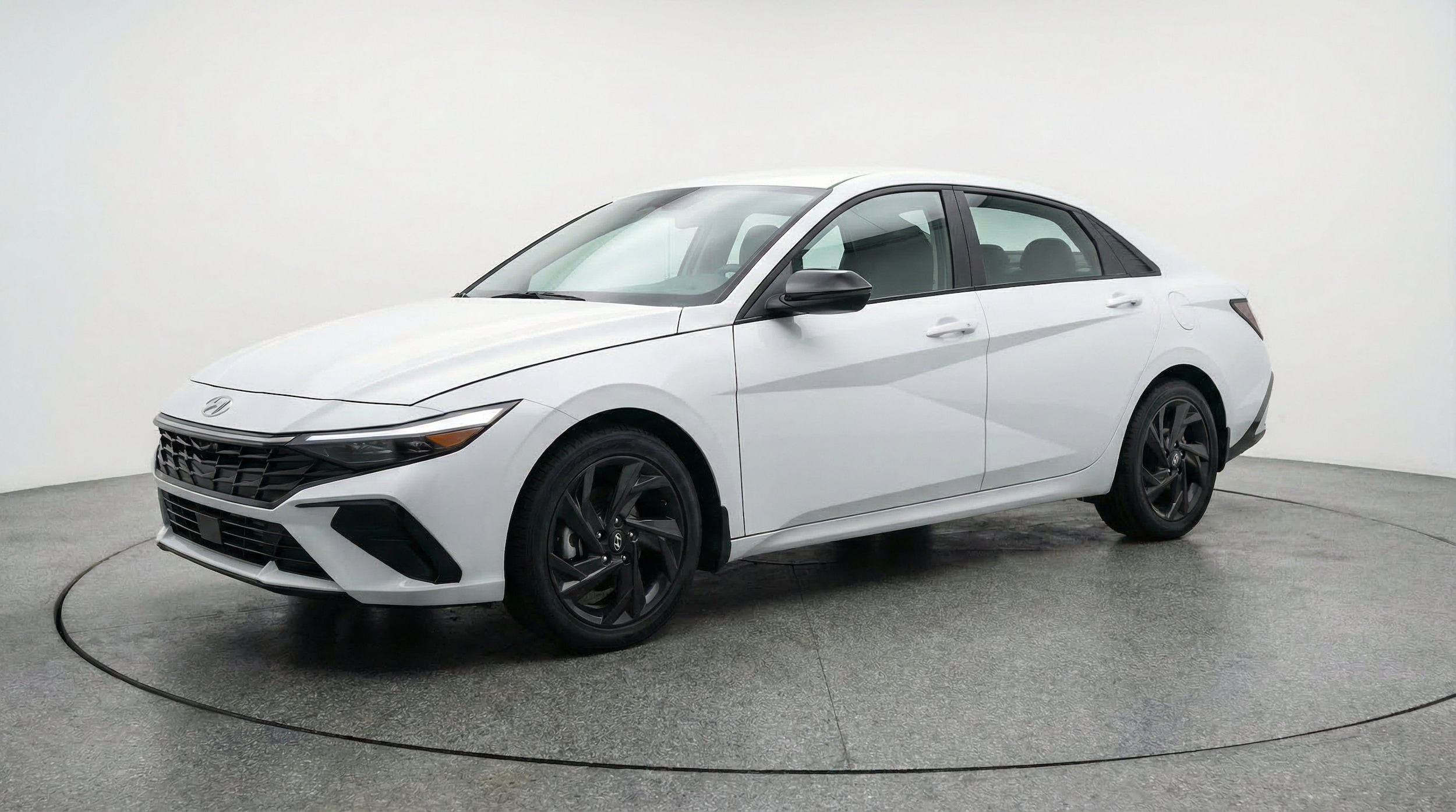 Thumbnail: 2026 Hyundai Elantra - 3