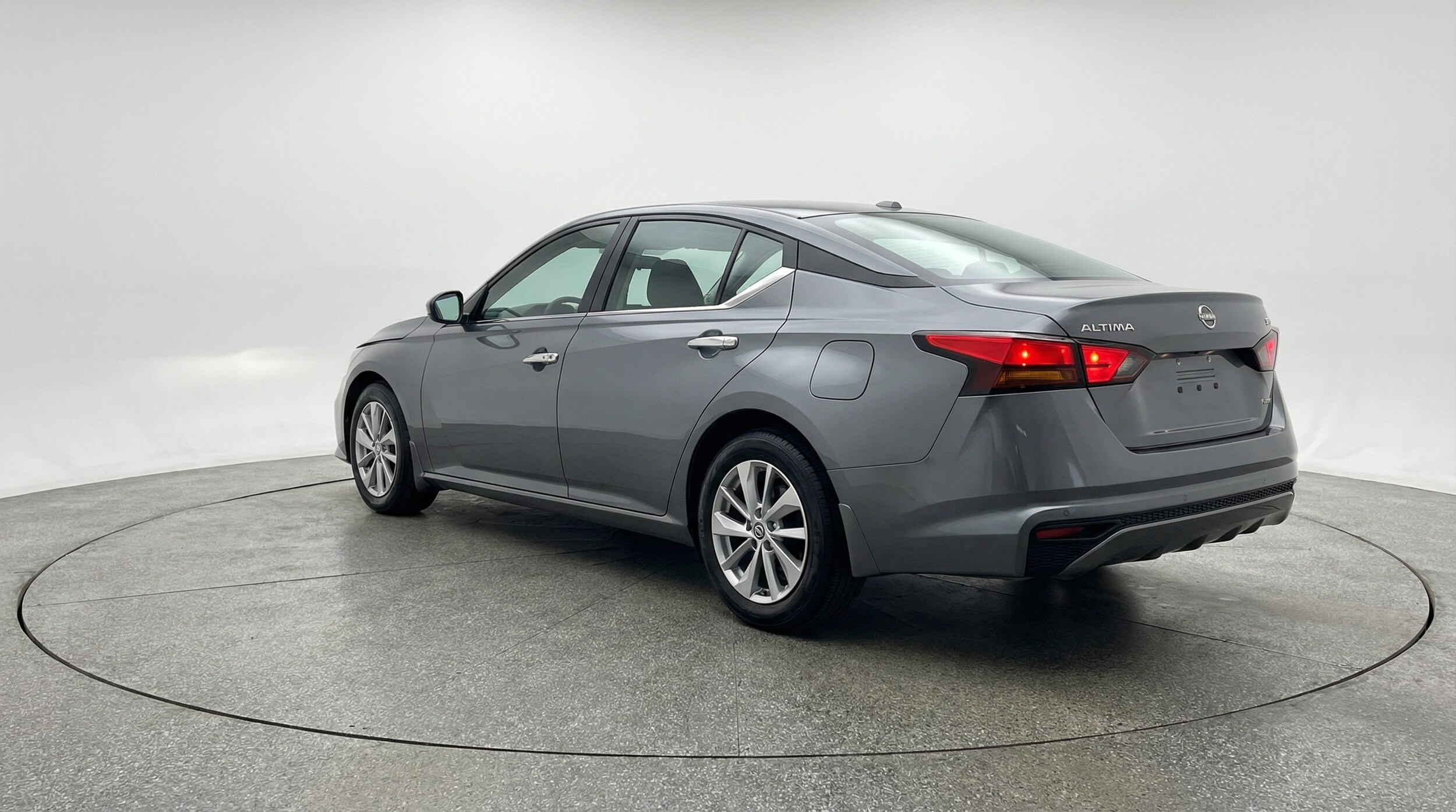 Thumbnail: 2025 Nissan Altima - 5