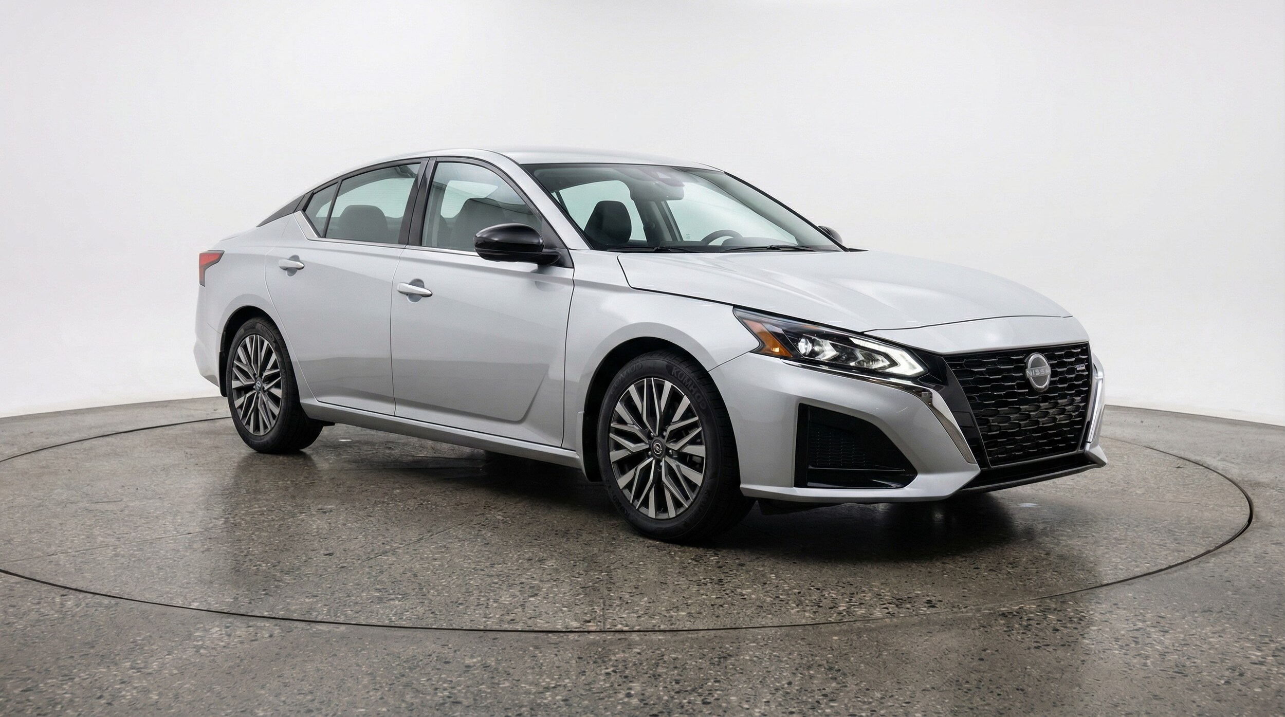 Thumbnail: 2025 Nissan Altima - 1