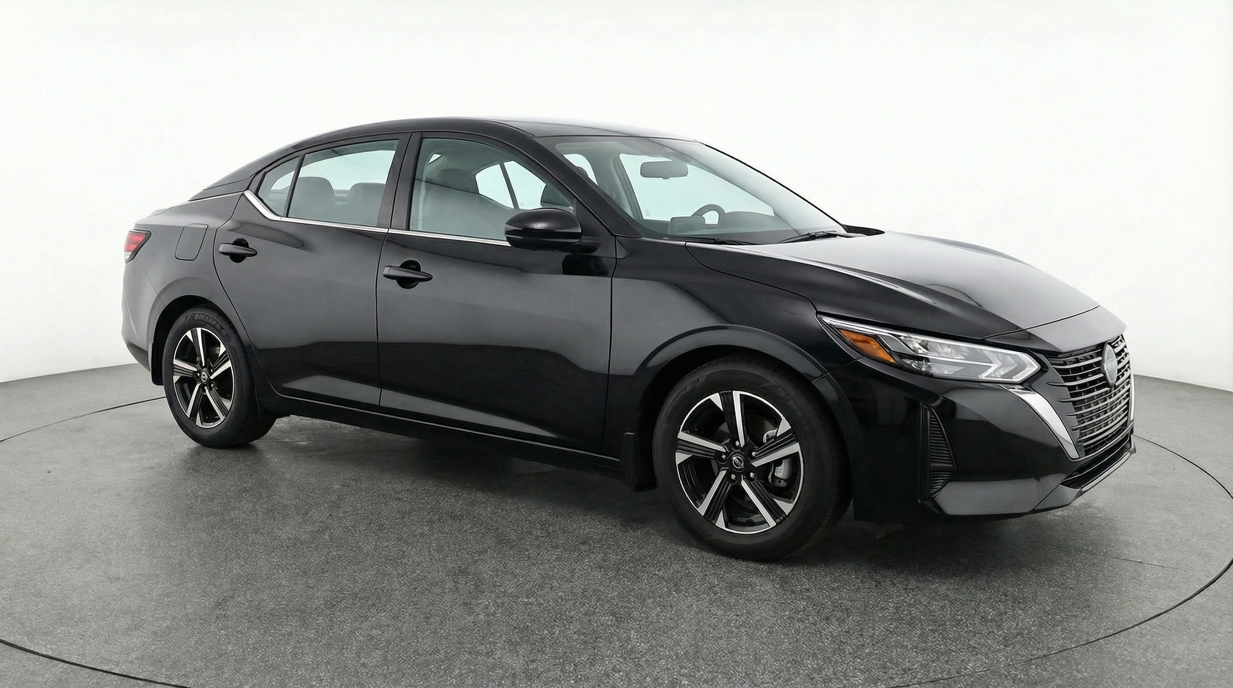 Thumbnail: 2025 Nissan Sentra - 1