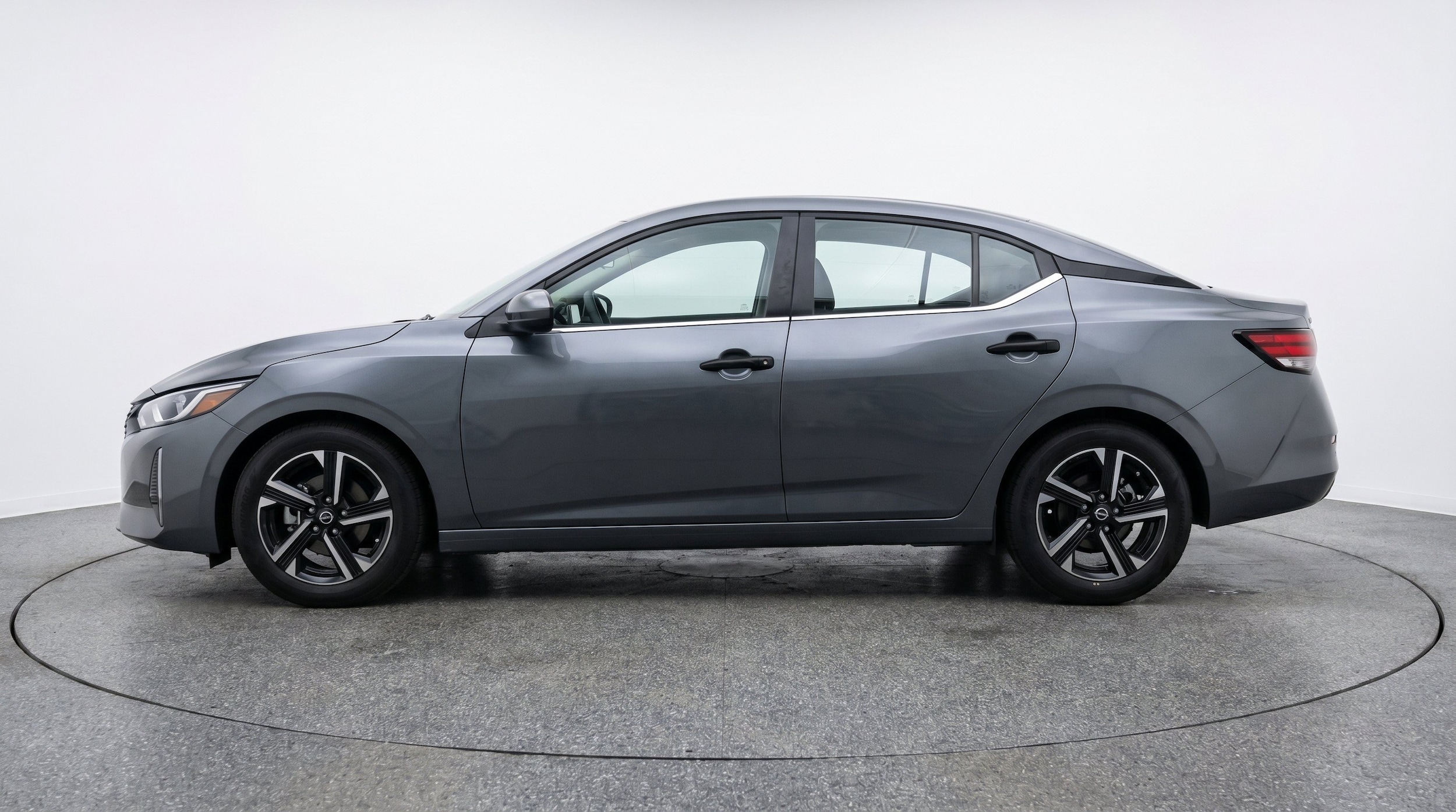 Thumbnail: 2025 Nissan Sentra - 5